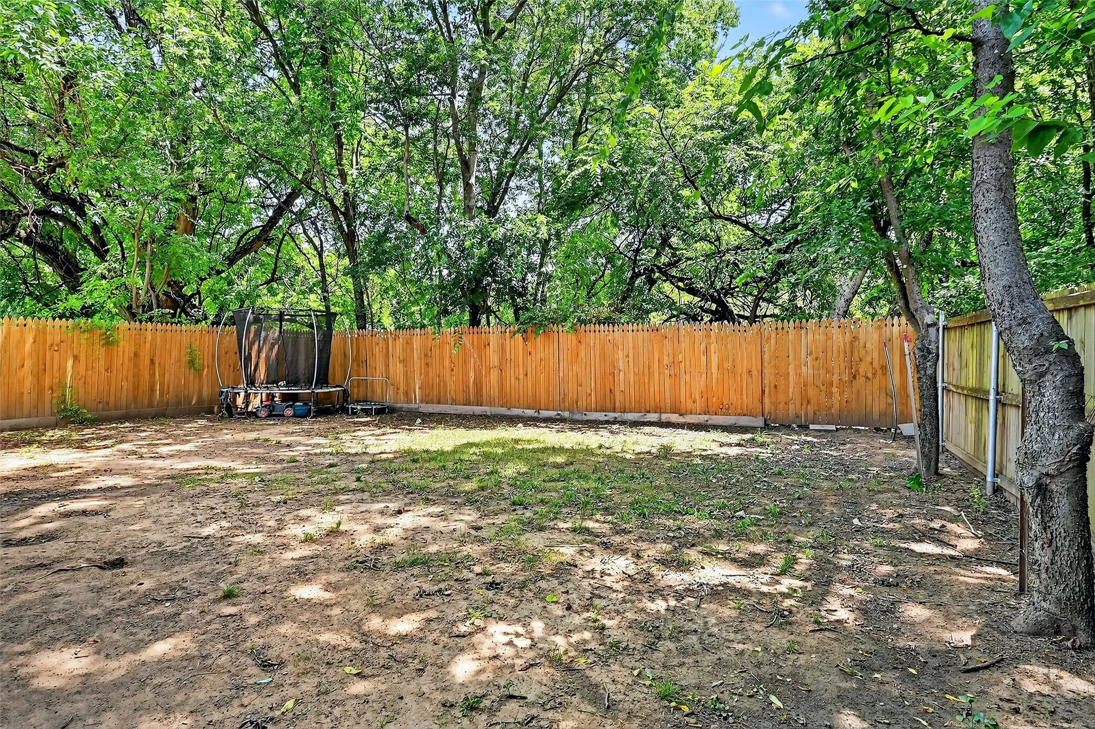 Single Family Residence For Sale in Grayson County , 515 N East Street, Sherman, Texas 75090, 3 Bedroom, 2 Bathroom, 1 Garage spaces, 1,200 Sqft, built in 2024, mls#21412173, Real Estate Agent in Sherman, Homes For Sale in Grayson county, Homes For Sale in Sherman, Realtor in Sherman Texas, Real Estate Brokerage Independent Realty Texas, Luminita Cordes Realtor