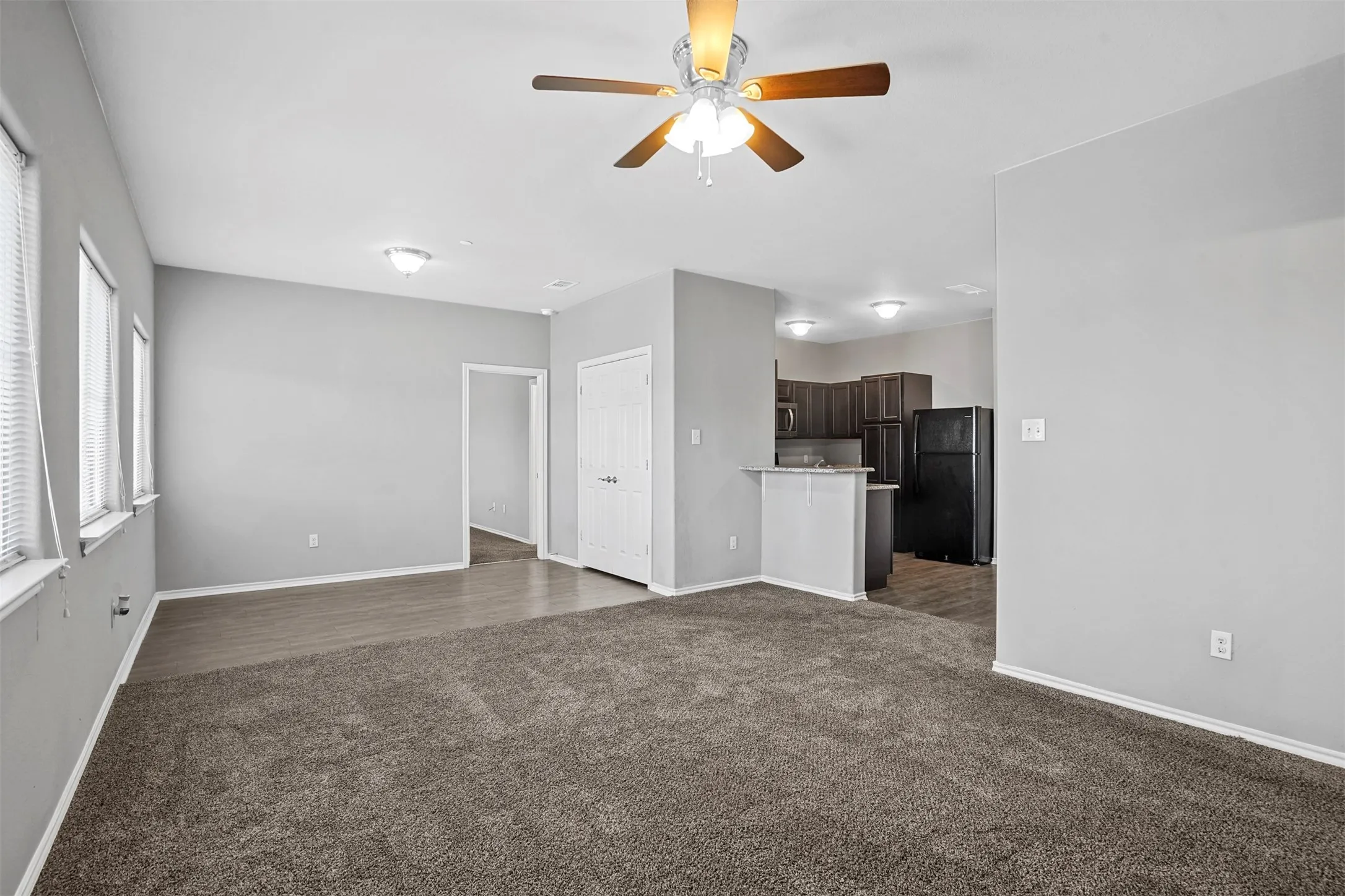Quadruplex For Rent in Denton County , 609 Meadow View Court 202, Denton, Texas 76207, 3 Bedroom, 2 Bathroom, Garage spaces, 1,150 Sqft, built in 2017, mls#21412175, Real Estate Agent in Denton, Homes For Rent in Denton county, Homes For Rent in Denton, Realtor in Denton Texas, Real Estate Brokerage Independent Realty Texas, Luminita Cordes Realtor
