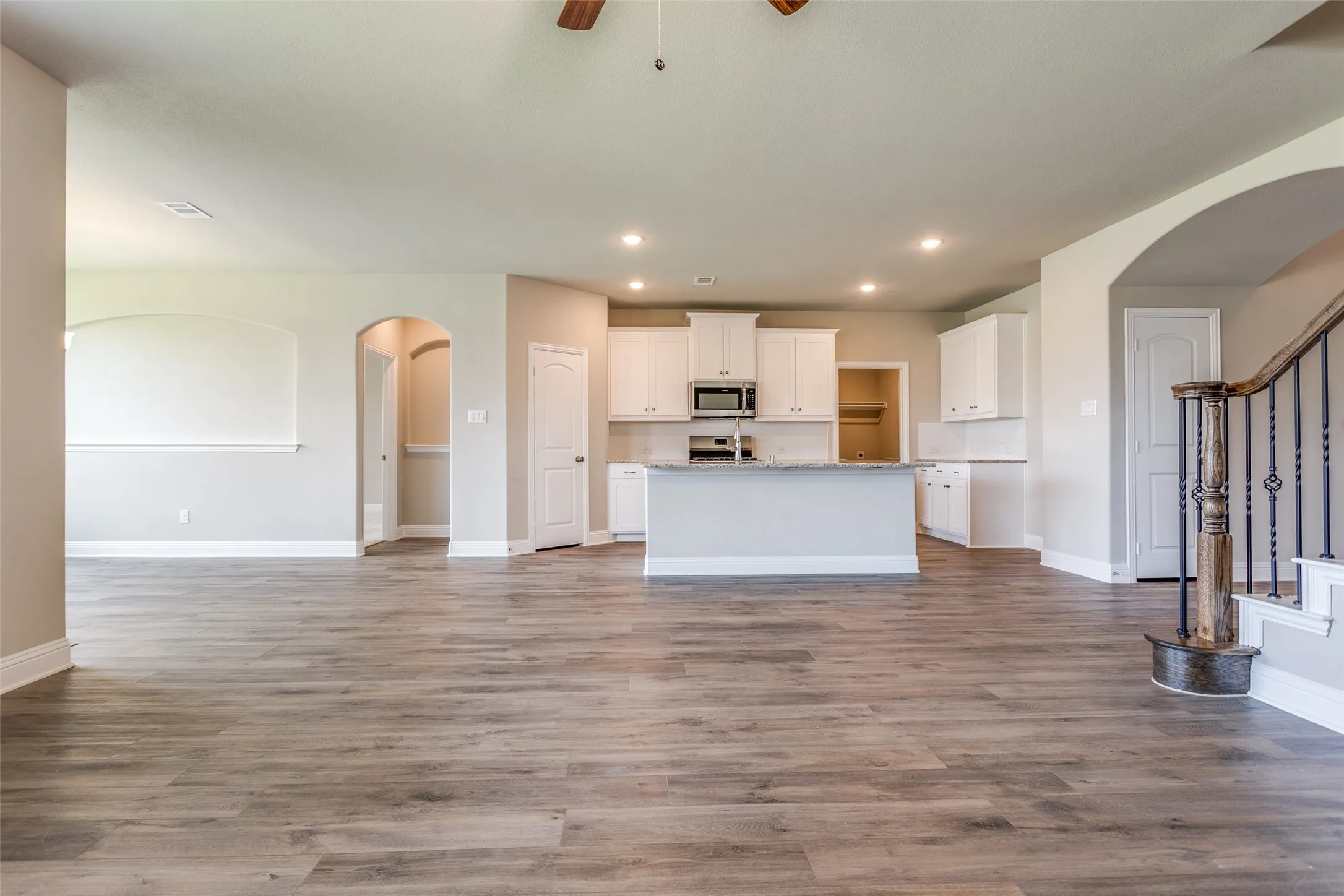 Single Family Residence For Sale in Collin County , 2921 Pronghorn Drive, Melissa, Texas 75454, 4 Bedroom, 4 Bathroom, 2 Garage spaces, 2,576 Sqft, built in 2023, mls#21412183, Real Estate Agent in Melissa, Homes For Sale in Collin county, Homes For Sale in Melissa, Realtor in Melissa Texas, Real Estate Brokerage Independent Realty Texas, Luminita Cordes Realtor