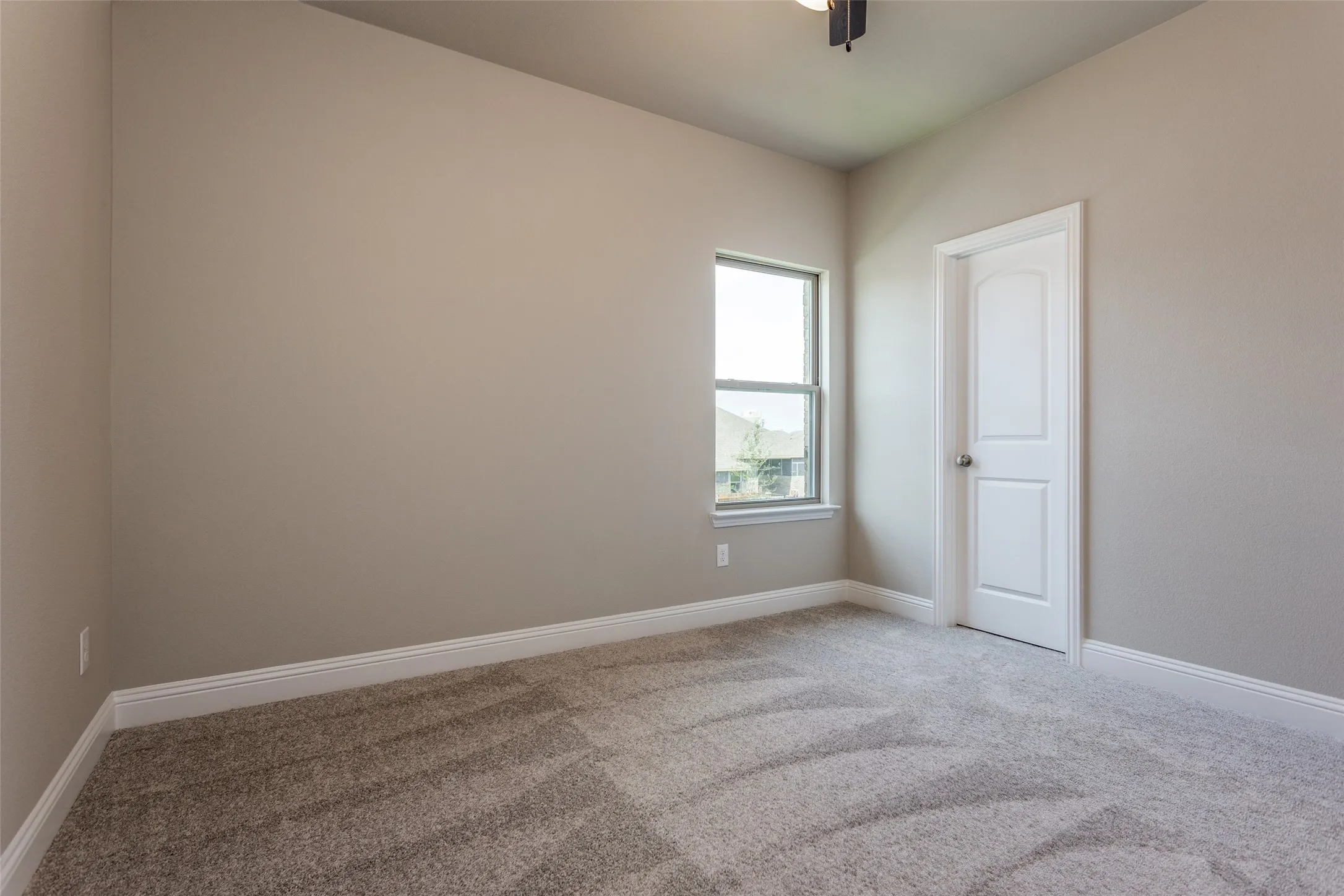Single Family Residence For Sale in Collin County , 2921 Pronghorn Drive, Melissa, Texas 75454, 4 Bedroom, 4 Bathroom, 2 Garage spaces, 2,576 Sqft, built in 2023, mls#21412183, Real Estate Agent in Melissa, Homes For Sale in Collin county, Homes For Sale in Melissa, Realtor in Melissa Texas, Real Estate Brokerage Independent Realty Texas, Luminita Cordes Realtor