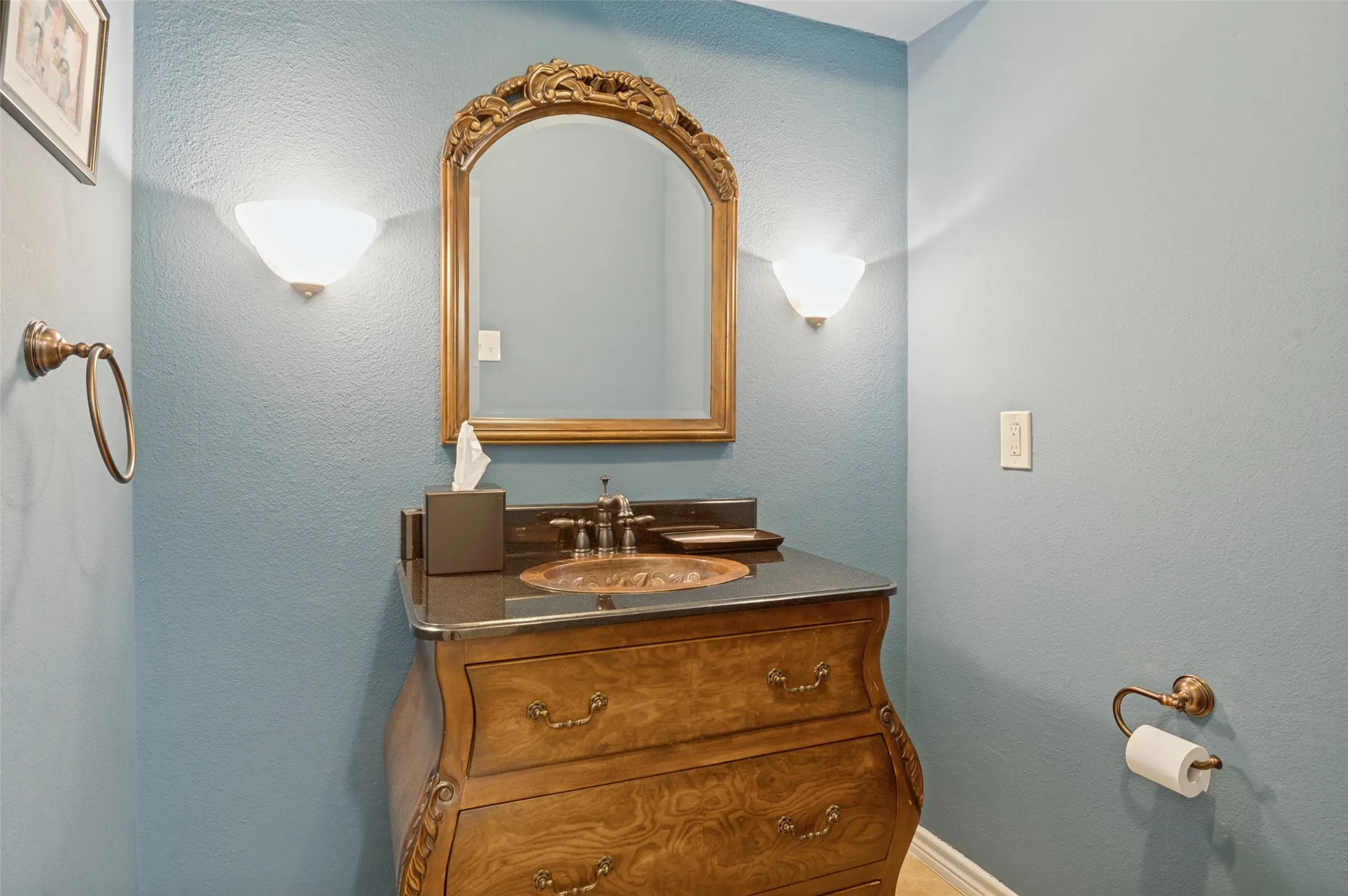 Single Family Residence For Sale in Dallas County , 3843 Regent Drive, Dallas, Texas 75229, 4 Bedroom, 4 Bathroom, 4 Garage spaces, 3,228 Sqft, built in 1971, mls#21410730, Real Estate Agent in Dallas, Homes For Sale in Dallas county, Homes For Sale in Dallas, Realtor in Dallas Texas, Real Estate Brokerage Independent Realty Texas, Luminita Cordes Realtor