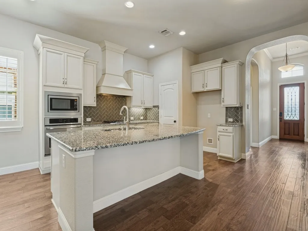 Single Family Residence For Rent in Tarrant County , 8212 Whistling Duck Drive, Fort Worth, Texas 76118, 3 Bedroom, 3 Bathroom, 2 Garage spaces, 2,624 Sqft, built in 2016, mls#21411453, Real Estate Agent in Fort Worth, Homes For Rent in Tarrant county, Homes For Rent in Fort Worth, Realtor in Fort Worth Texas, Real Estate Brokerage Independent Realty Texas, Luminita Cordes Realtor
