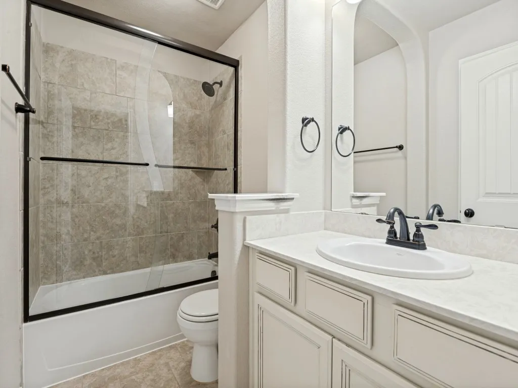 Single Family Residence For Rent in Tarrant County , 8212 Whistling Duck Drive, Fort Worth, Texas 76118, 3 Bedroom, 3 Bathroom, 2 Garage spaces, 2,624 Sqft, built in 2016, mls#21411453, Real Estate Agent in Fort Worth, Homes For Rent in Tarrant county, Homes For Rent in Fort Worth, Realtor in Fort Worth Texas, Real Estate Brokerage Independent Realty Texas, Luminita Cordes Realtor