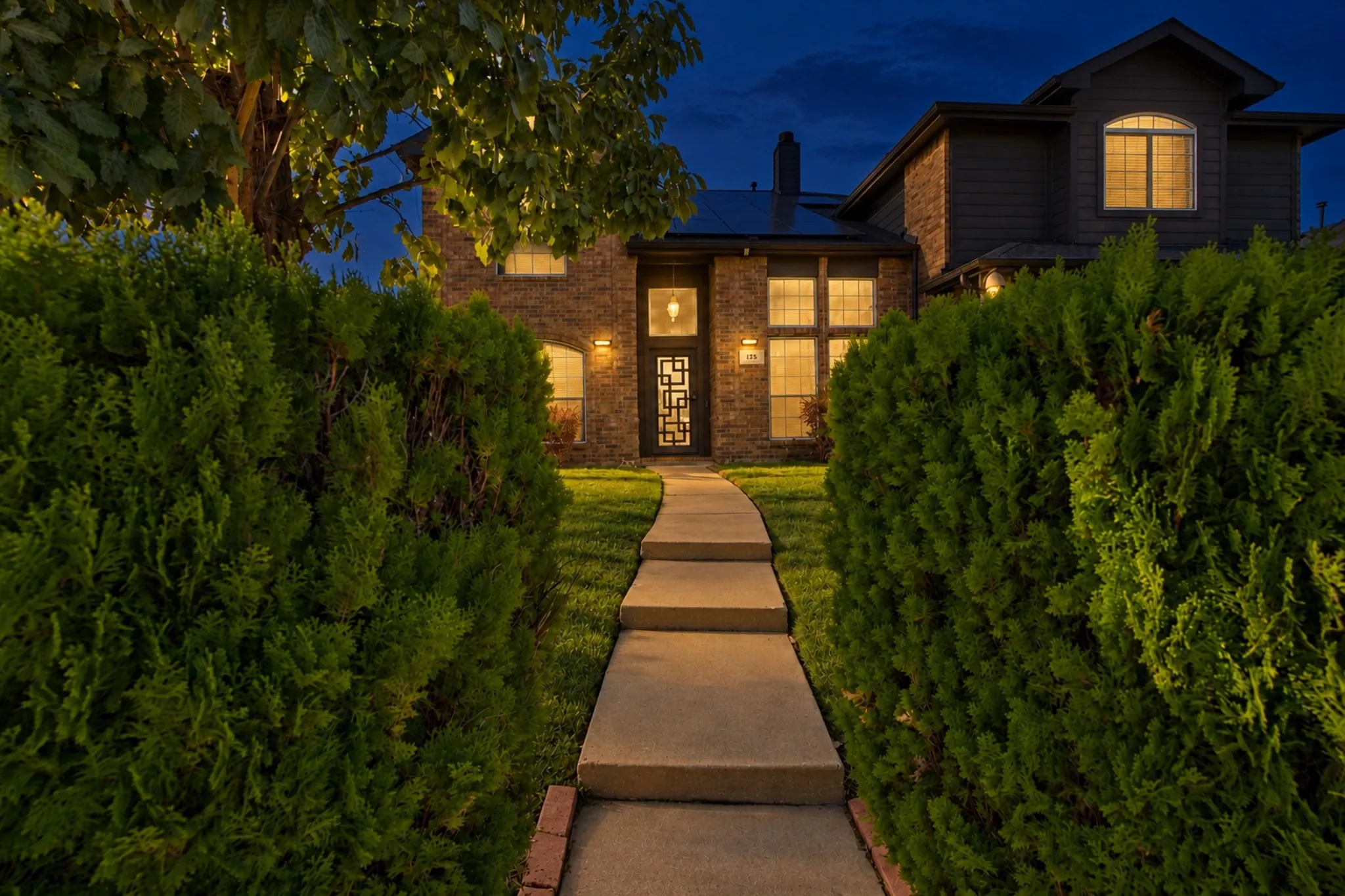 Single Family Residence For Sale in Rockwall County , 125 Lanshire Drive, Rockwall, Texas 75032, 5 Bedroom, 4 Bathroom, 2 Garage spaces, 3,522 Sqft, built in 2005, mls#21412157, Real Estate Agent in Rockwall, Homes For Sale in Rockwall county, Homes For Sale in Rockwall, Realtor in Rockwall Texas, Real Estate Brokerage Independent Realty Texas, Luminita Cordes Realtor