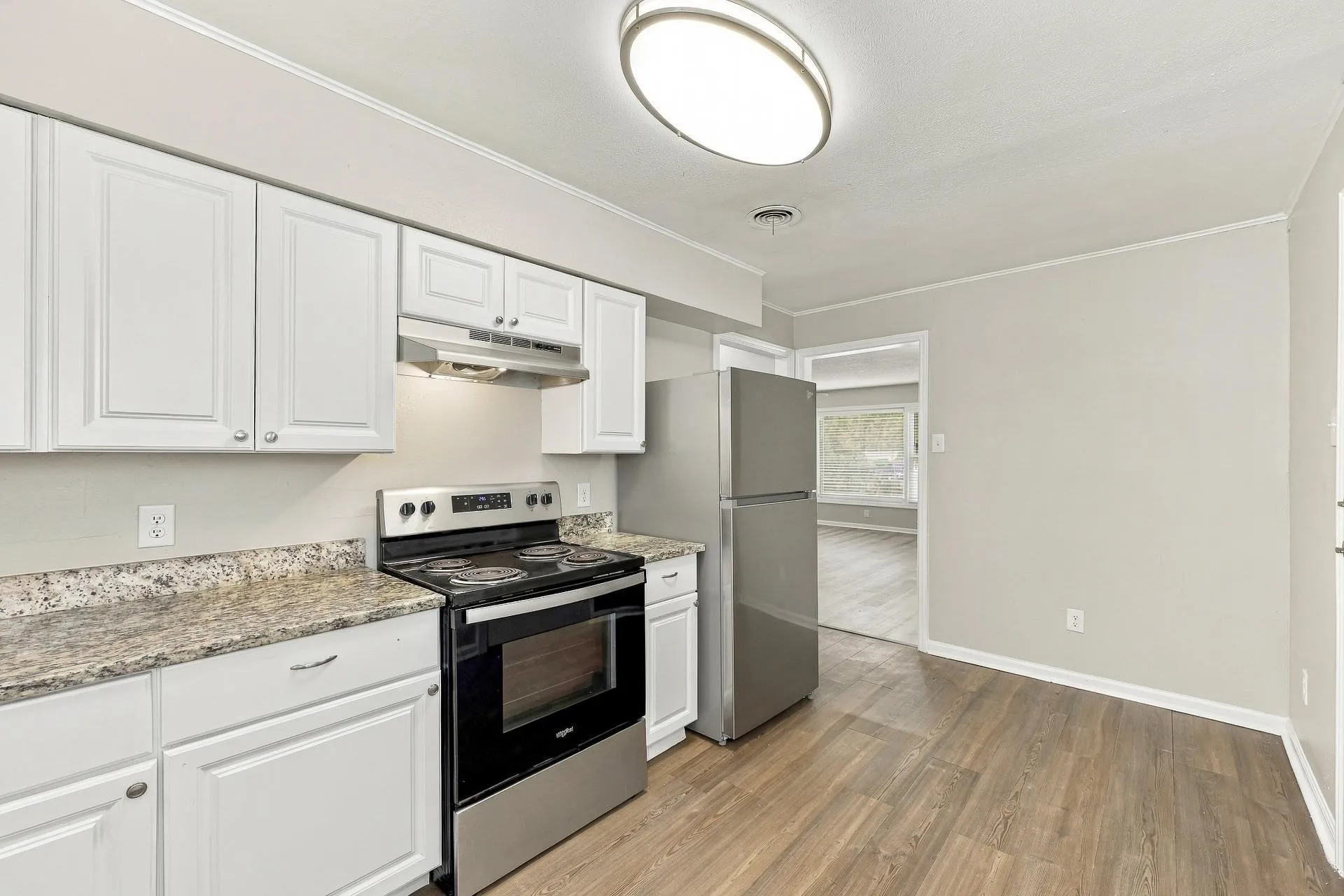 Single Family Residence For Sale in Dallas County , 2118 Bergstrom Drive, Dallas, Texas 75227, 3 Bedroom, 2 Bathroom, 1 Garage spaces, 1,135 Sqft, built in 1953, mls#21411860, Real Estate Agent in Dallas, Homes For Sale in Dallas county, Homes For Sale in Dallas, Realtor in Dallas Texas, Real Estate Brokerage Independent Realty Texas, Luminita Cordes Realtor