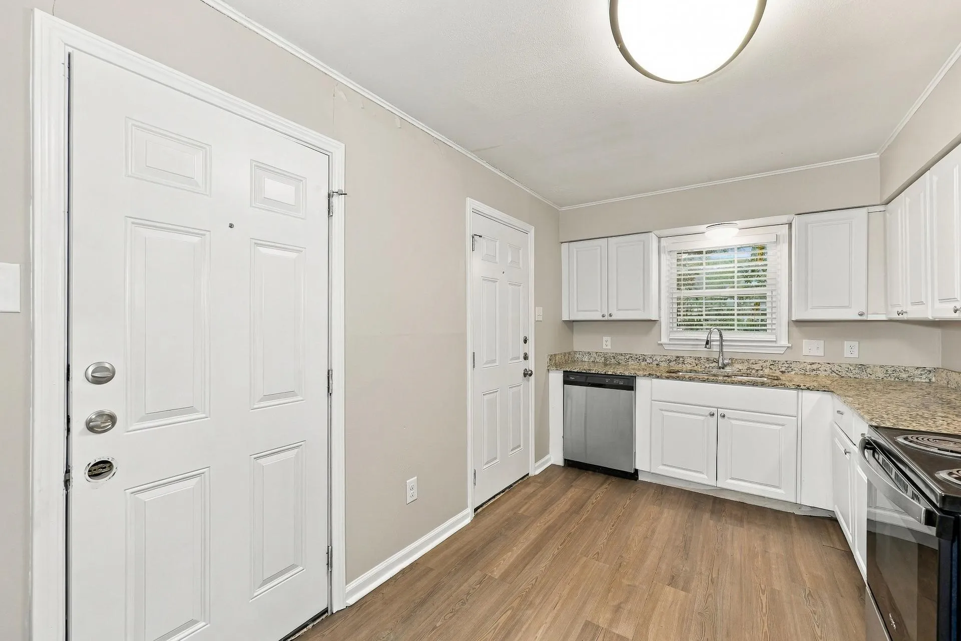 Single Family Residence For Sale in Dallas County , 2118 Bergstrom Drive, Dallas, Texas 75227, 3 Bedroom, 2 Bathroom, 1 Garage spaces, 1,135 Sqft, built in 1953, mls#21411860, Real Estate Agent in Dallas, Homes For Sale in Dallas county, Homes For Sale in Dallas, Realtor in Dallas Texas, Real Estate Brokerage Independent Realty Texas, Luminita Cordes Realtor