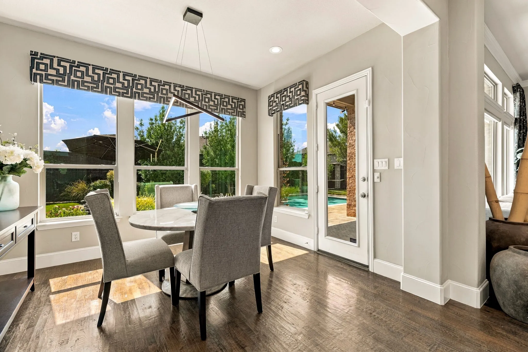 Single Family Residence For Sale in Denton County , 4035 Ferndale Lane, Frisco, Texas 75034, 4 Bedroom, 5 Bathroom, 3 Garage spaces, 4,573 Sqft, built in 2013, mls#21411166, Real Estate Agent in Frisco, Homes For Sale in Denton county, Homes For Sale in Frisco, Realtor in Frisco Texas, Real Estate Brokerage Independent Realty Texas, Luminita Cordes Realtor
