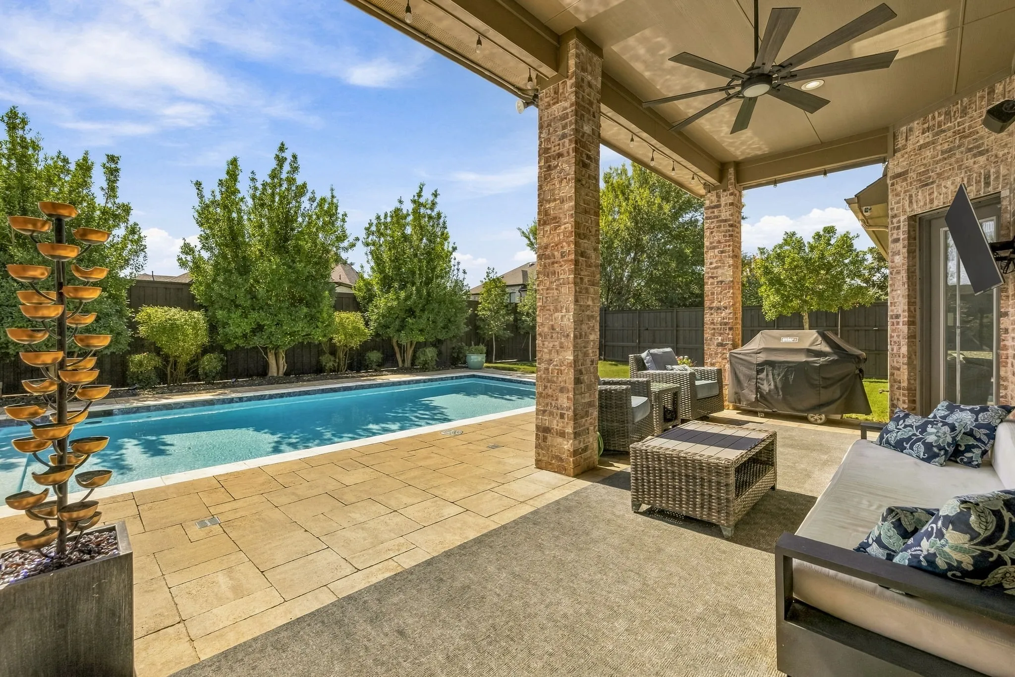 Single Family Residence For Sale in Denton County , 4035 Ferndale Lane, Frisco, Texas 75034, 4 Bedroom, 5 Bathroom, 3 Garage spaces, 4,573 Sqft, built in 2013, mls#21411166, Real Estate Agent in Frisco, Homes For Sale in Denton county, Homes For Sale in Frisco, Realtor in Frisco Texas, Real Estate Brokerage Independent Realty Texas, Luminita Cordes Realtor