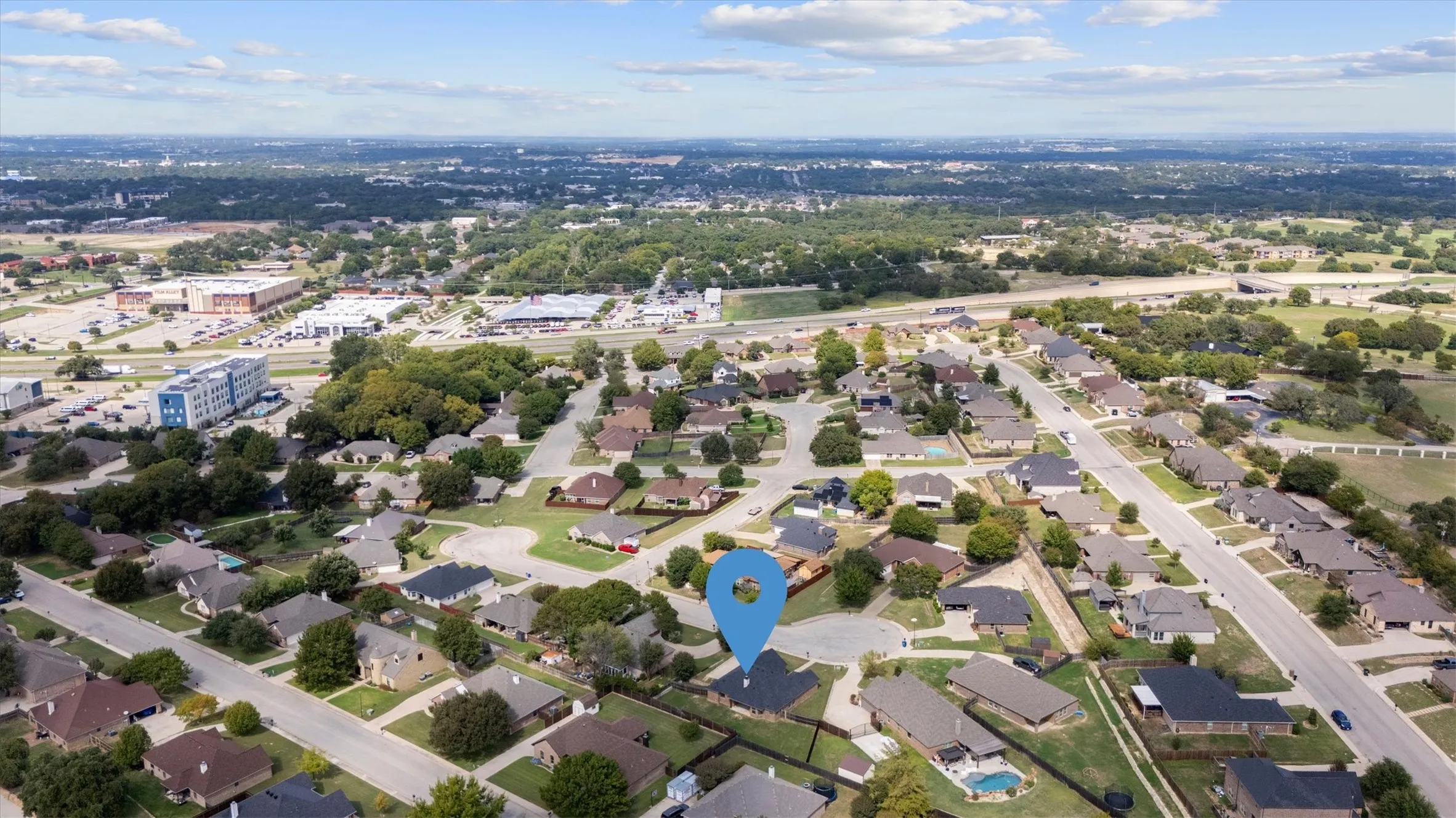 Single Family Residence For Sale in Parker County , 2122 Valley Drive, Weatherford, Texas 76087, 4 Bedroom, 2 Bathroom, 2 Garage spaces, 1,848 Sqft, built in 2016, mls#21409999, Real Estate Agent in Weatherford, Homes For Sale in Parker county, Homes For Sale in Weatherford, Realtor in Weatherford Texas, Real Estate Brokerage Independent Realty Texas, Luminita Cordes Realtor