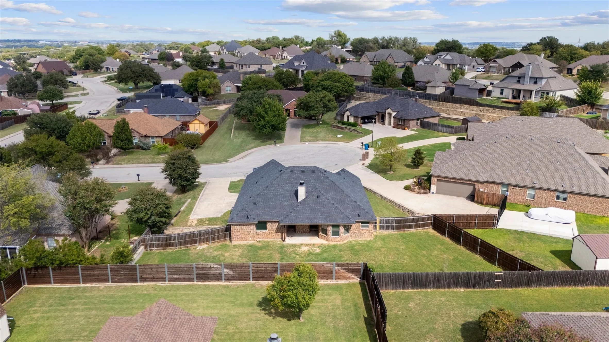 Single Family Residence For Sale in Parker County , 2122 Valley Drive, Weatherford, Texas 76087, 4 Bedroom, 2 Bathroom, 2 Garage spaces, 1,848 Sqft, built in 2016, mls#21409999, Real Estate Agent in Weatherford, Homes For Sale in Parker county, Homes For Sale in Weatherford, Realtor in Weatherford Texas, Real Estate Brokerage Independent Realty Texas, Luminita Cordes Realtor