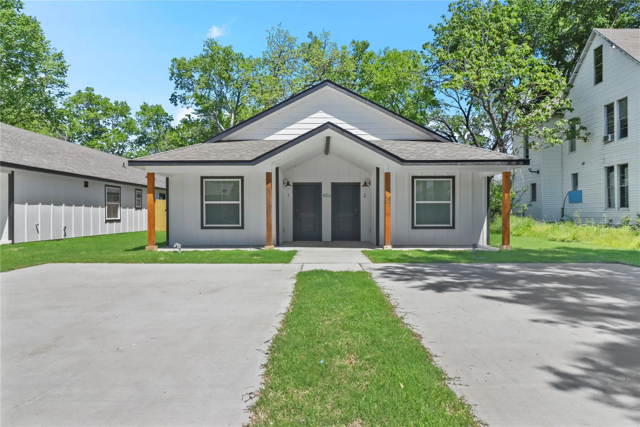 Duplex For Rent