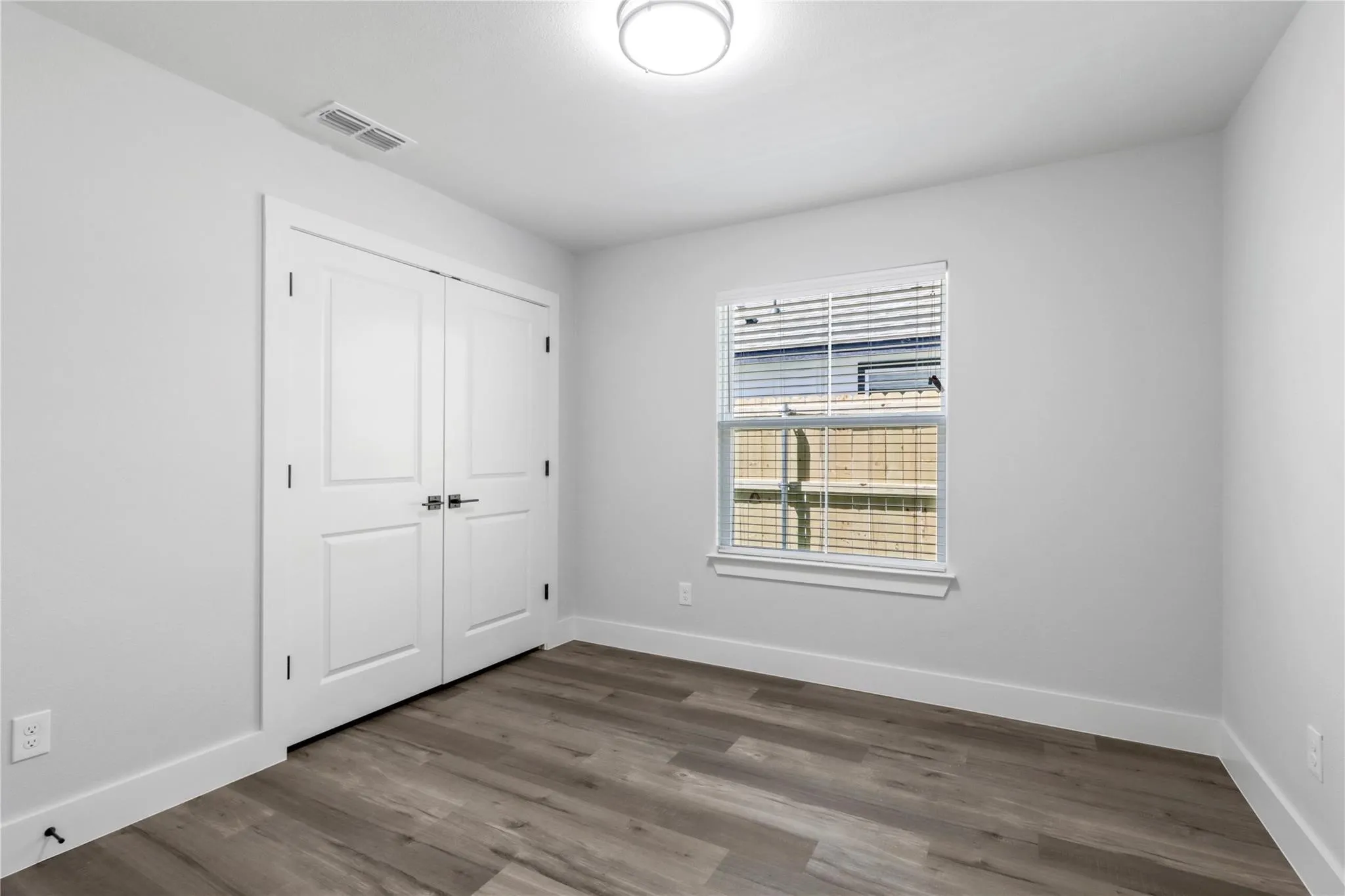 Duplex For Rent in Fannin County , 406 W 6th Street 2, Bonham, Texas 75418, 3 Bedroom, 2 Bathroom, Garage spaces, 1,198 Sqft, built in 2024, mls#21412197, Real Estate Agent in Bonham, Homes For Rent in Fannin county, Homes For Rent in Bonham, Realtor in Bonham Texas, Real Estate Brokerage Independent Realty Texas, Luminita Cordes Realtor