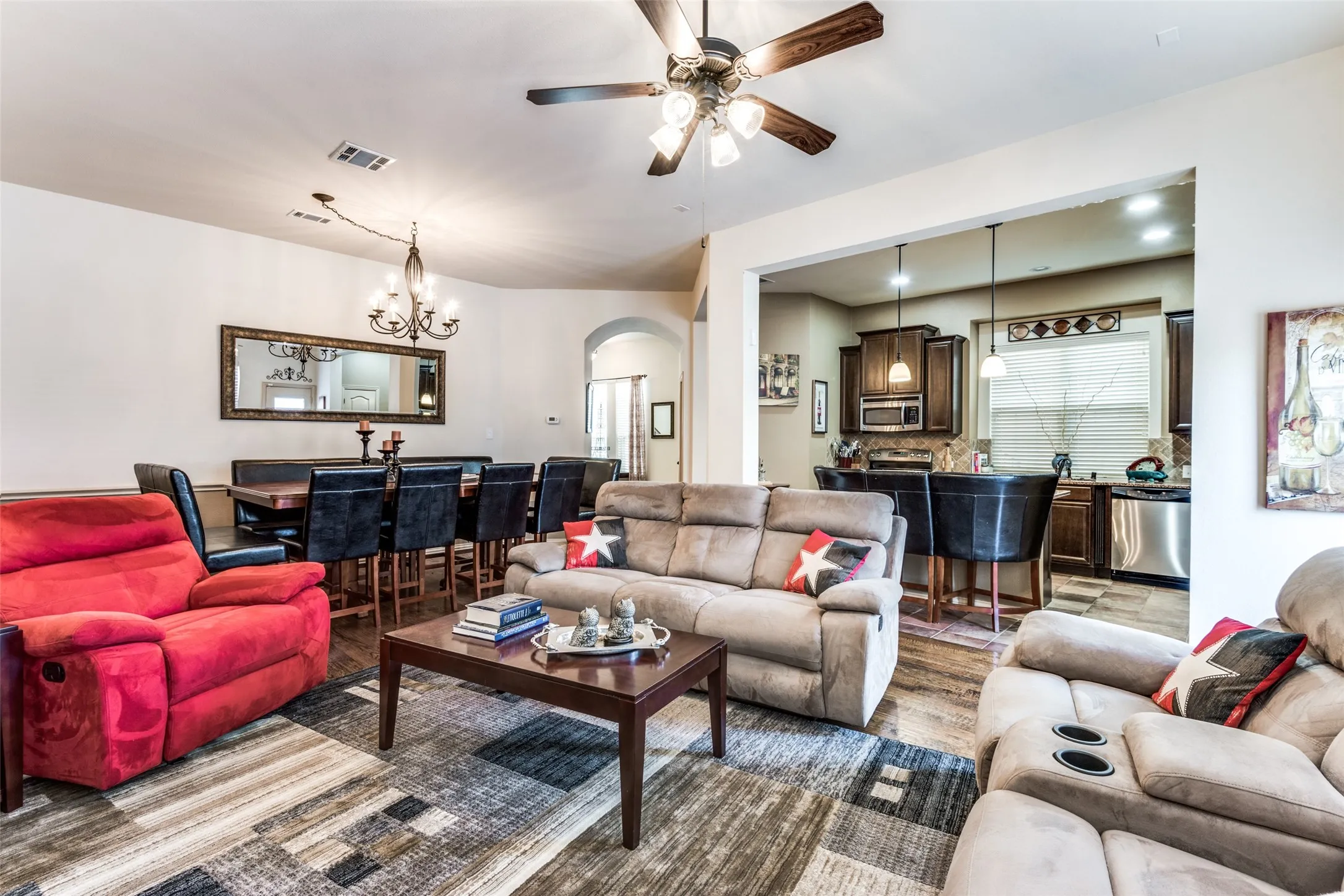 Townhouse For Rent in Dallas County , 3833 Marcillia Circle, Irving, Texas 75038, 3 Bedroom, 3 Bathroom, 2 Garage spaces, 1,800 Sqft, built in 2009, mls#21412188, Real Estate Agent in Irving, Homes For Rent in Dallas county, Homes For Rent in Irving, Realtor in Irving Texas, Real Estate Brokerage Independent Realty Texas, Luminita Cordes Realtor