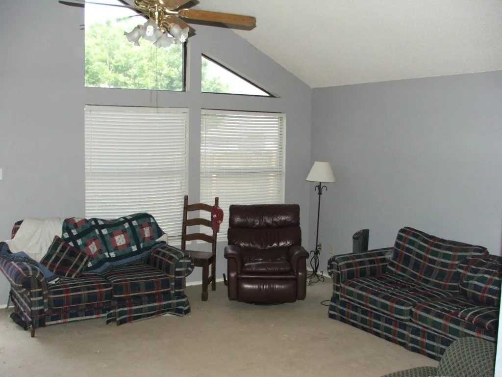 Single Family Residence For Rent in Denton County , 2105 Flamingo Drive, Flower Mound, Texas 75028, 3 Bedroom, 2 Bathroom, 2 Garage spaces, 1,415 Sqft, built in 1990, mls#21411726, Real Estate Agent in Flower Mound, Homes For Rent in Denton county, Homes For Rent in Flower Mound, Realtor in Flower Mound Texas, Real Estate Brokerage Independent Realty Texas, Luminita Cordes Realtor