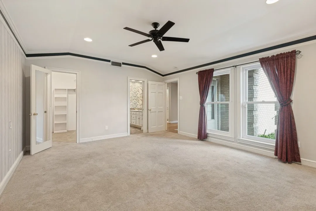 Single Family Residence For Sale in Tarrant County , 5821 Ridgerock Court, Fort Worth, Texas 76132, 2 Bedroom, 2 Bathroom, 2 Garage spaces, 1,768 Sqft, built in 1984, mls#21410928, Real Estate Agent in Fort Worth, Homes For Sale in Tarrant county, Homes For Sale in Fort Worth, Realtor in Fort Worth Texas, Real Estate Brokerage Independent Realty Texas, Luminita Cordes Realtor