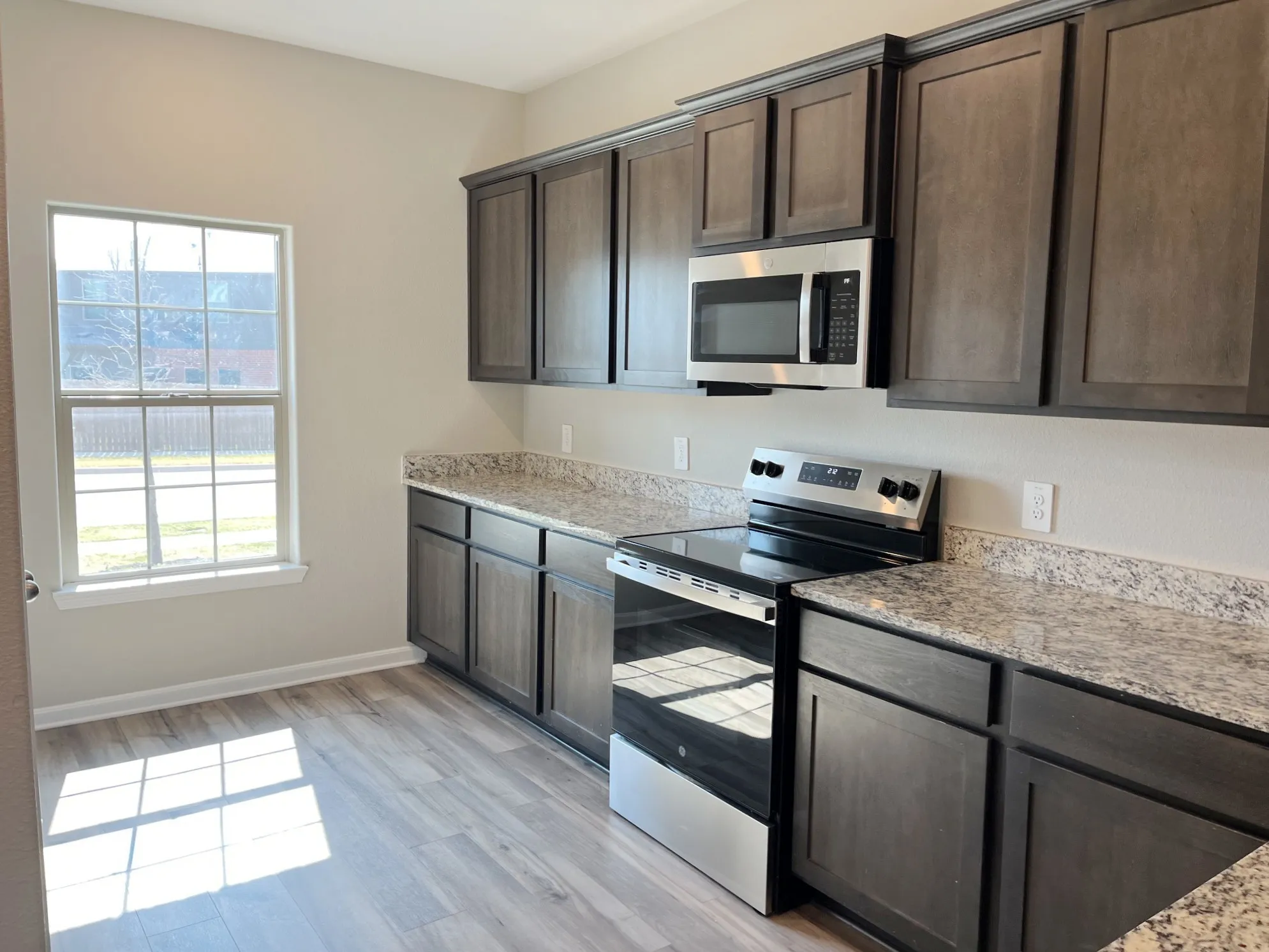 Single Family Residence For Sale in Wise County , 200 Holster Hollow Road, Newark, Texas 76071, 5 Bedroom, 3 Bathroom, Garage spaces, 2,700 Sqft, built in 2022, mls#21412216, Real Estate Agent in Newark, Homes For Sale in Wise county, Homes For Sale in Newark, Realtor in Newark Texas, Real Estate Brokerage Independent Realty Texas, Luminita Cordes Realtor
