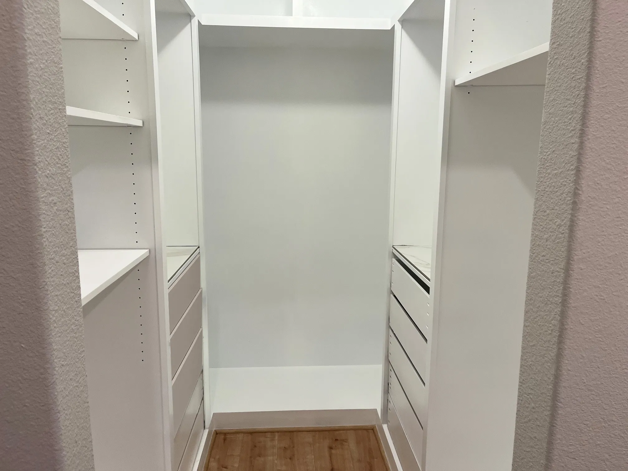 Single Family Residence For Sale in Wise County , 200 Holster Hollow Road, Newark, Texas 76071, 5 Bedroom, 3 Bathroom, Garage spaces, 2,700 Sqft, built in 2022, mls#21412216, Real Estate Agent in Newark, Homes For Sale in Wise county, Homes For Sale in Newark, Realtor in Newark Texas, Real Estate Brokerage Independent Realty Texas, Luminita Cordes Realtor