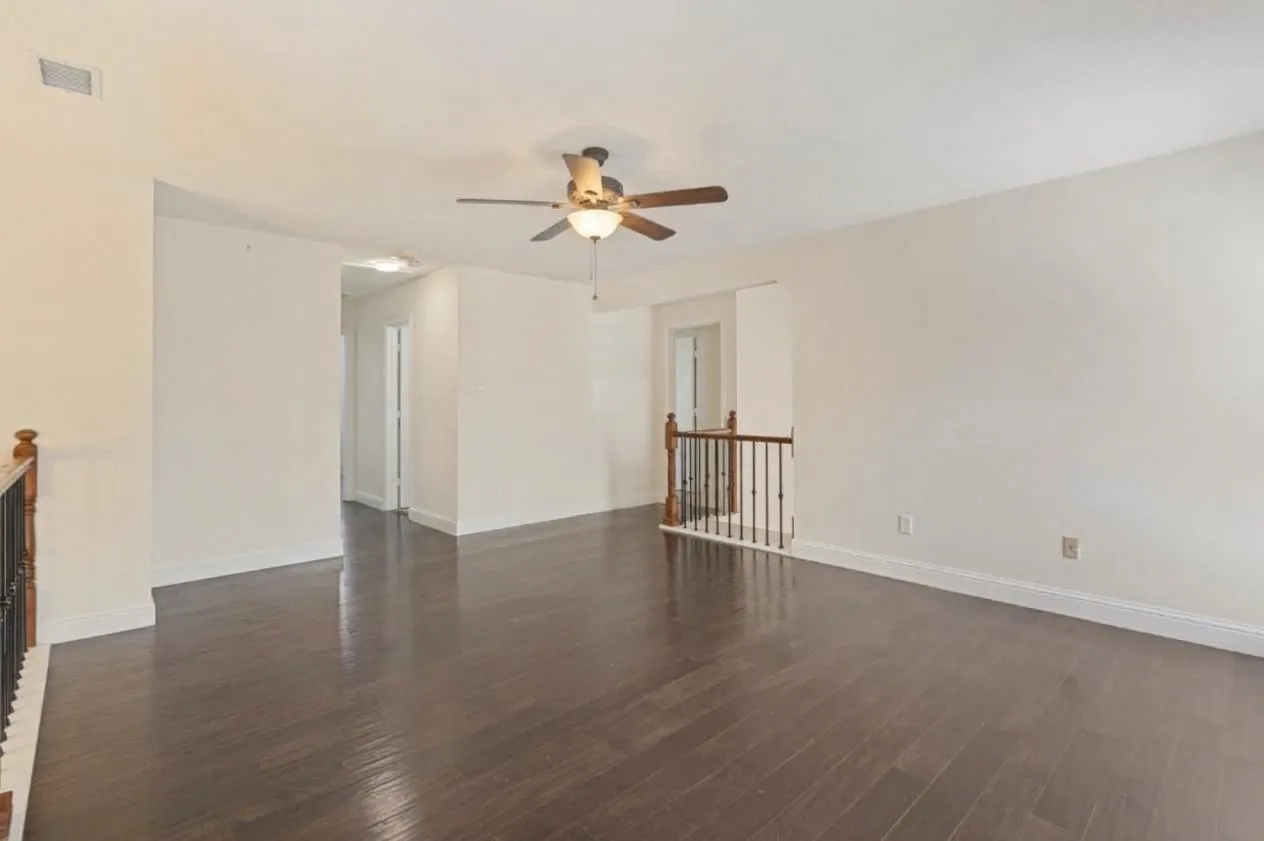 Single Family Residence For Sale in Dallas County , 854 Chalfont Place, Coppell, Texas 75019, 4 Bedroom, 3 Bathroom, 2 Garage spaces, 2,882 Sqft, built in 1991, mls#21412225, Real Estate Agent in Coppell, Homes For Sale in Dallas county, Homes For Sale in Coppell, Realtor in Coppell Texas, Real Estate Brokerage Independent Realty Texas, Luminita Cordes Realtor