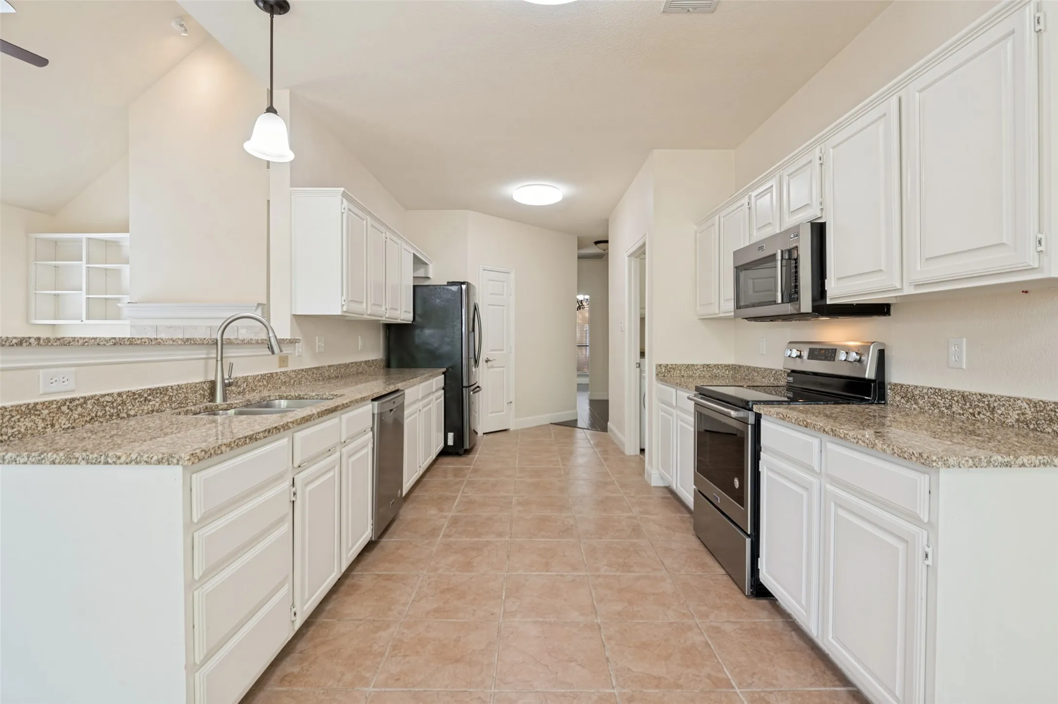 Single Family Residence For Sale in Dallas County , 854 Chalfont Place, Coppell, Texas 75019, 4 Bedroom, 3 Bathroom, 2 Garage spaces, 2,882 Sqft, built in 1991, mls#21412225, Real Estate Agent in Coppell, Homes For Sale in Dallas county, Homes For Sale in Coppell, Realtor in Coppell Texas, Real Estate Brokerage Independent Realty Texas, Luminita Cordes Realtor