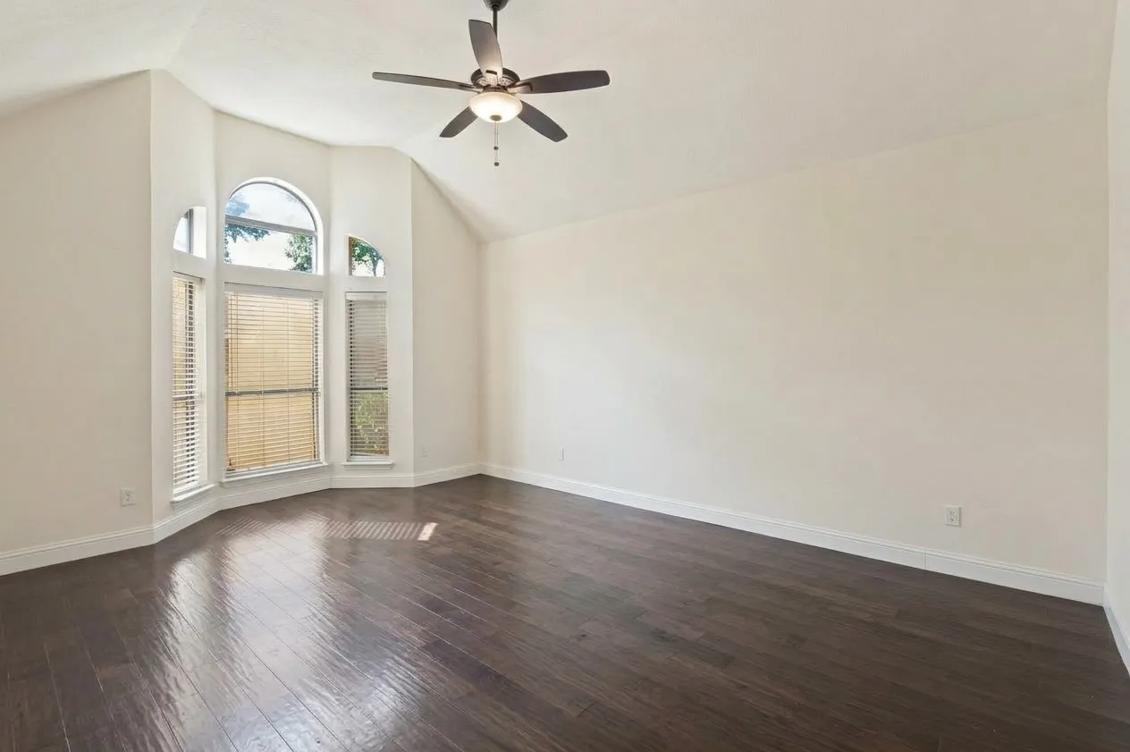 Single Family Residence For Sale in Dallas County , 854 Chalfont Place, Coppell, Texas 75019, 4 Bedroom, 3 Bathroom, 2 Garage spaces, 2,882 Sqft, built in 1991, mls#21412225, Real Estate Agent in Coppell, Homes For Sale in Dallas county, Homes For Sale in Coppell, Realtor in Coppell Texas, Real Estate Brokerage Independent Realty Texas, Luminita Cordes Realtor