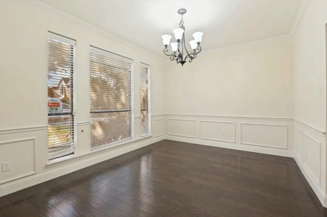 Single Family Residence For Sale in Dallas County , 854 Chalfont Place, Coppell, Texas 75019, 4 Bedroom, 3 Bathroom, 2 Garage spaces, 2,882 Sqft, built in 1991, mls#21412225, Real Estate Agent in Coppell, Homes For Sale in Dallas county, Homes For Sale in Coppell, Realtor in Coppell Texas, Real Estate Brokerage Independent Realty Texas, Luminita Cordes Realtor