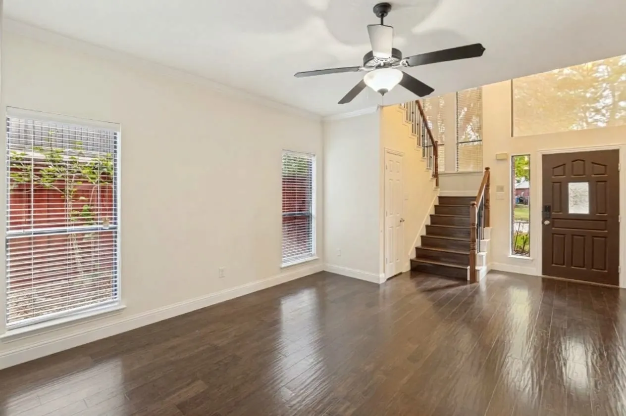Single Family Residence For Sale in Dallas County , 854 Chalfont Place, Coppell, Texas 75019, 4 Bedroom, 3 Bathroom, 2 Garage spaces, 2,882 Sqft, built in 1991, mls#21412225, Real Estate Agent in Coppell, Homes For Sale in Dallas county, Homes For Sale in Coppell, Realtor in Coppell Texas, Real Estate Brokerage Independent Realty Texas, Luminita Cordes Realtor