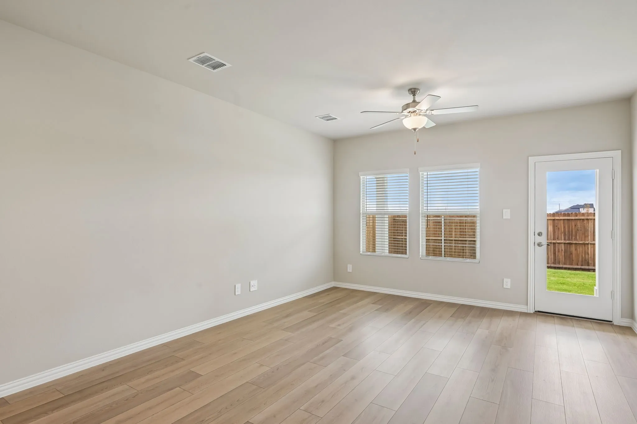 Photo is not of the actual home, but is an inspirational photo of builder’s model home and may depict options, furnishings, and/or decorator features that are not included.