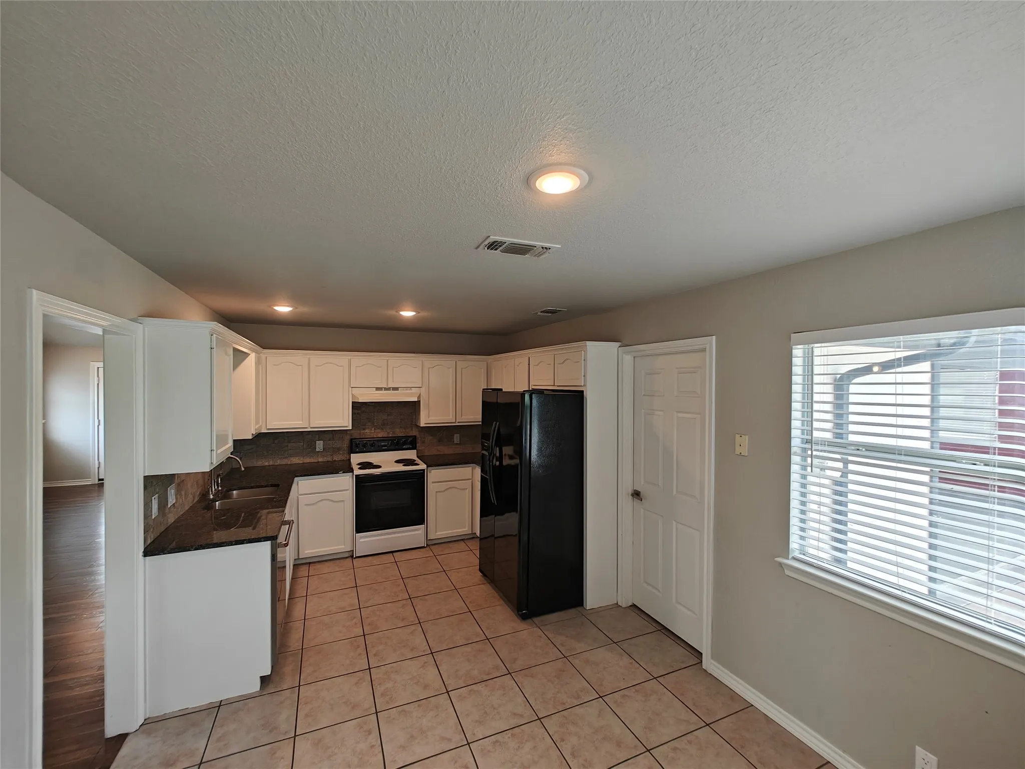 Office For Rent in Collin County , 5573 FM 1461, Mc Kinney, Texas 75071, 0, 0, Garage spaces, 0 Sqft, built in 1998, mls#21412235, Real Estate Agent in Mc Kinney, Homes For Rent in Collin county, Homes For Rent in Mc Kinney, Realtor in Mc Kinney Texas, Real Estate Brokerage Independent Realty Texas, Luminita Cordes Realtor