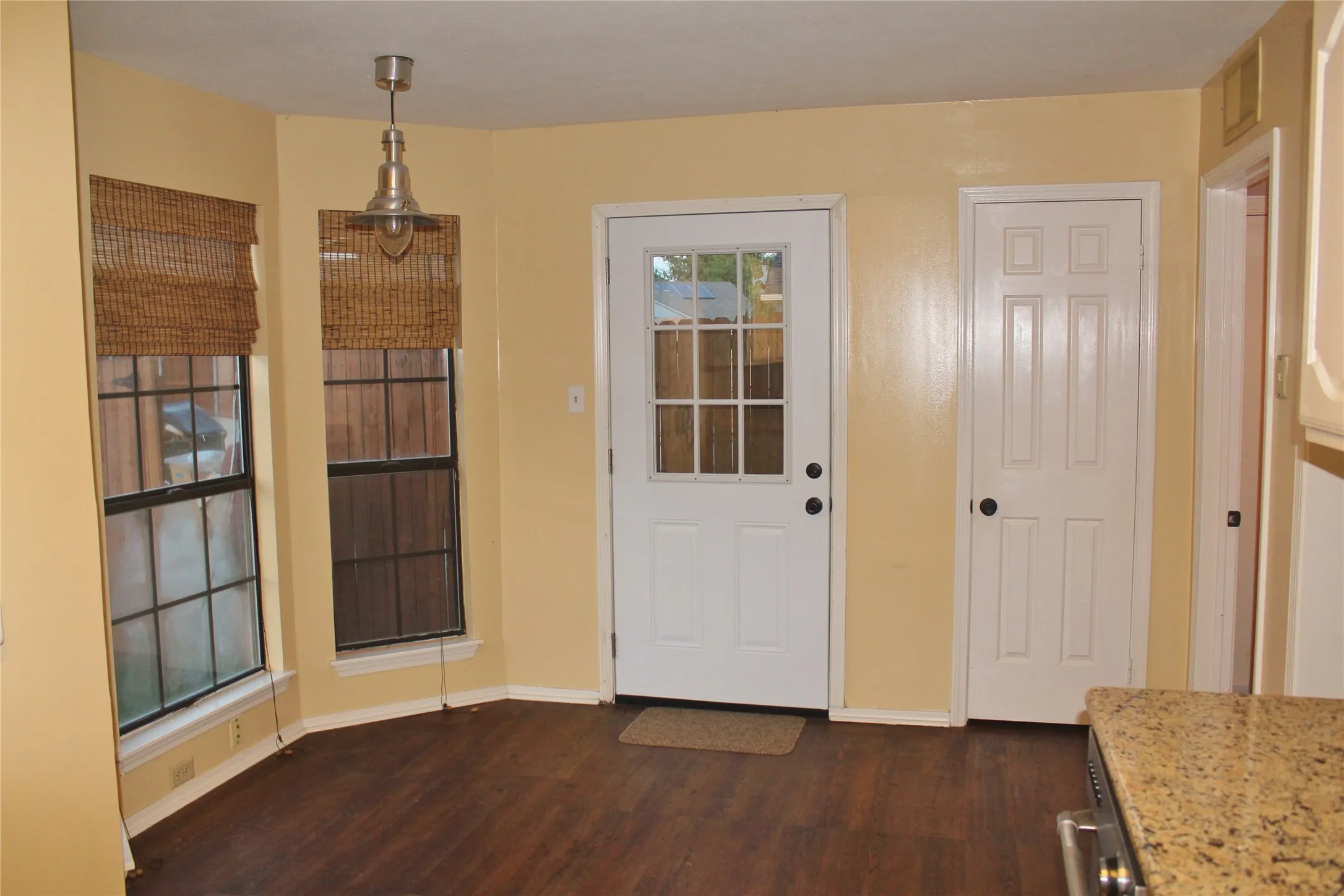 Single Family Residence For Rent in Collin County , 4413 Odessa Drive, Plano, Texas 75093, 3 Bedroom, 2 Bathroom, 2 Garage spaces, 1,444 Sqft, built in 1984, mls#21412212, Real Estate Agent in Plano, Homes For Rent in Collin county, Homes For Rent in Plano, Realtor in Plano Texas, Real Estate Brokerage Independent Realty Texas, Luminita Cordes Realtor