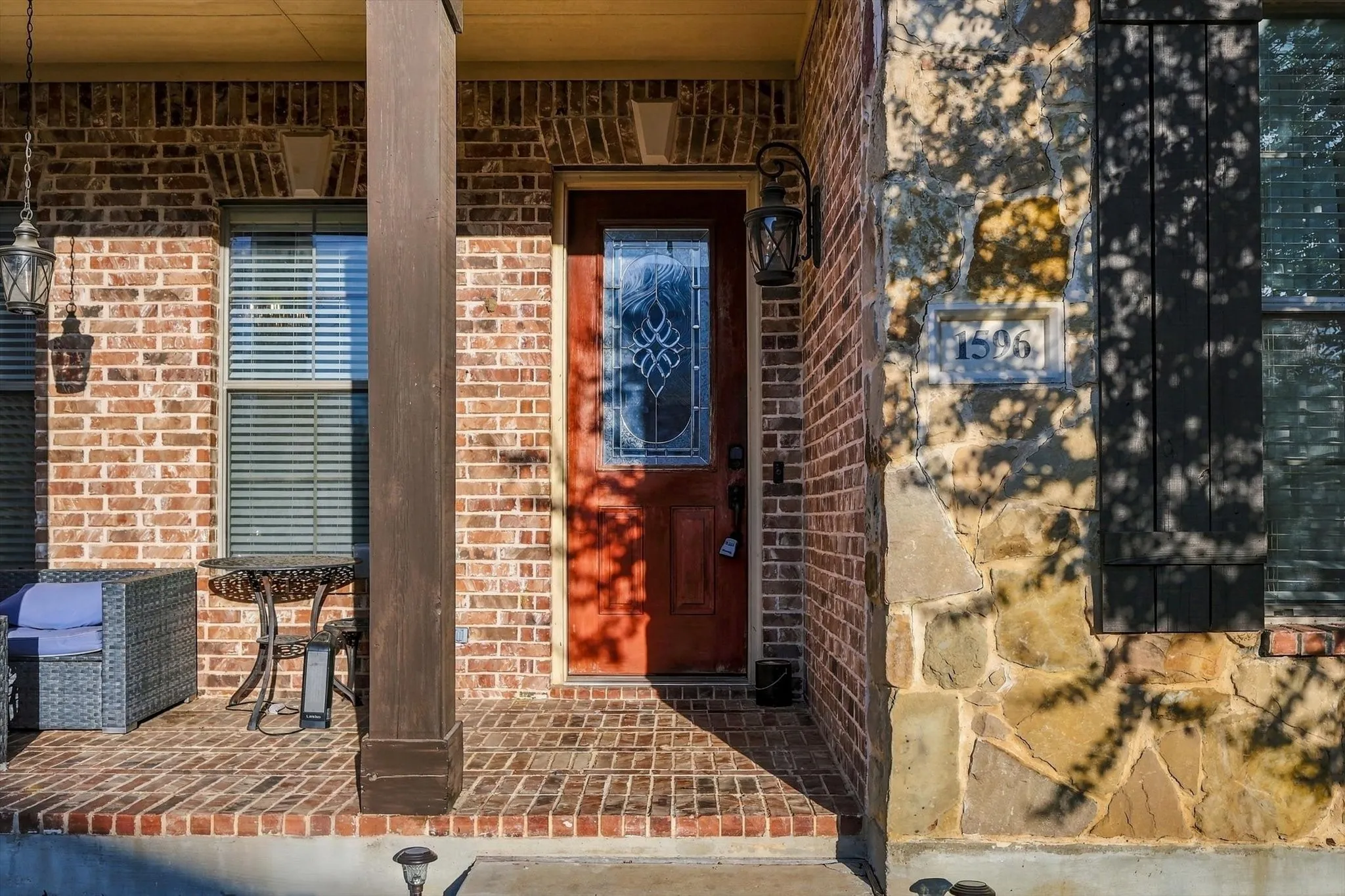 Single Family Residence For Sale in Denton County , 1596 Barksdale Drive, Lewisville, Texas 75077, 4 Bedroom, 3 Bathroom, 2 Garage spaces, 2,698 Sqft, built in 2008, mls#21409667, Real Estate Agent in Lewisville, Homes For Sale in Denton county, Homes For Sale in Lewisville, Realtor in Lewisville Texas, Real Estate Brokerage Independent Realty Texas, Luminita Cordes Realtor