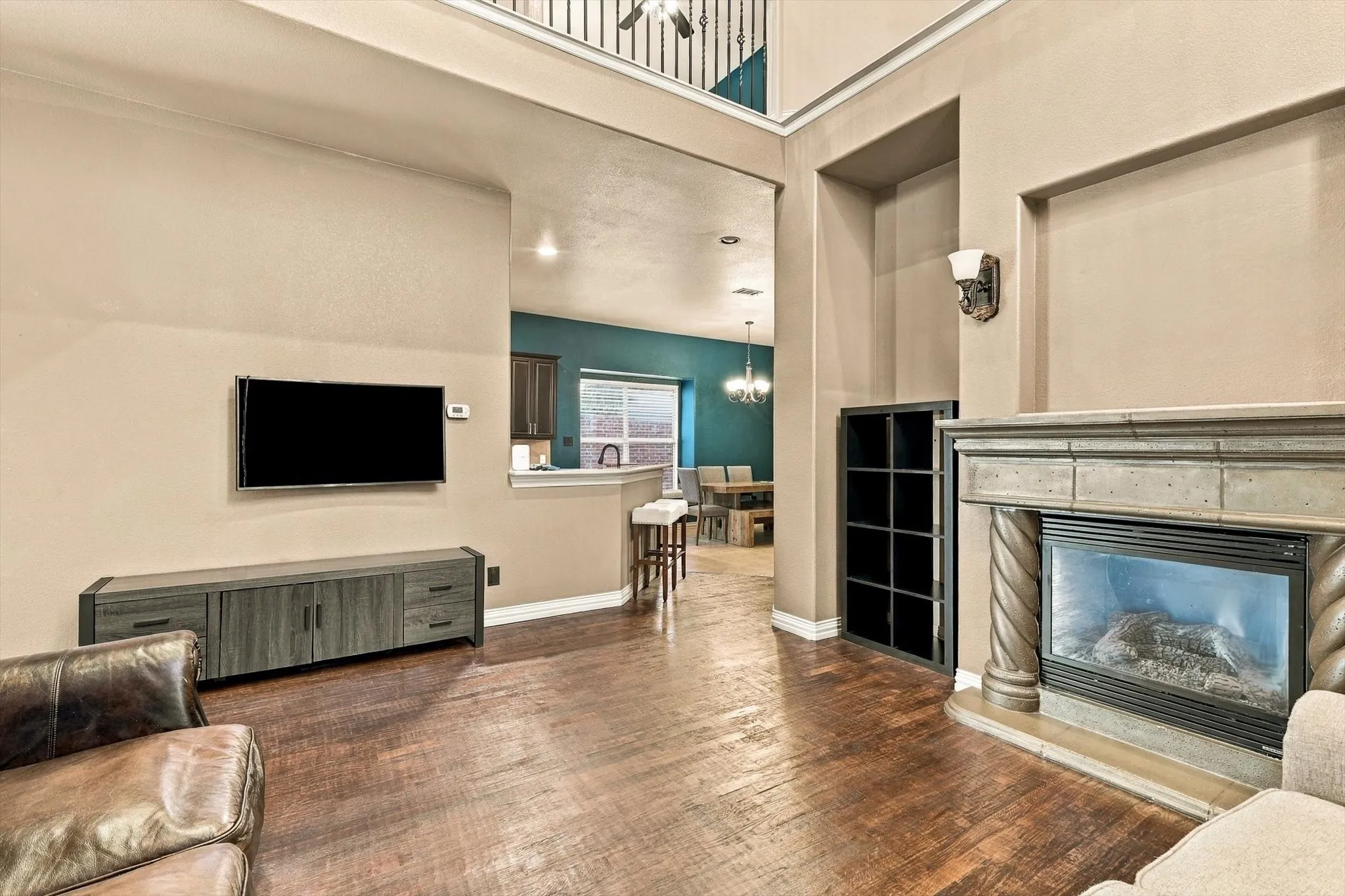 Single Family Residence For Sale in Denton County , 1596 Barksdale Drive, Lewisville, Texas 75077, 4 Bedroom, 3 Bathroom, 2 Garage spaces, 2,698 Sqft, built in 2008, mls#21409667, Real Estate Agent in Lewisville, Homes For Sale in Denton county, Homes For Sale in Lewisville, Realtor in Lewisville Texas, Real Estate Brokerage Independent Realty Texas, Luminita Cordes Realtor