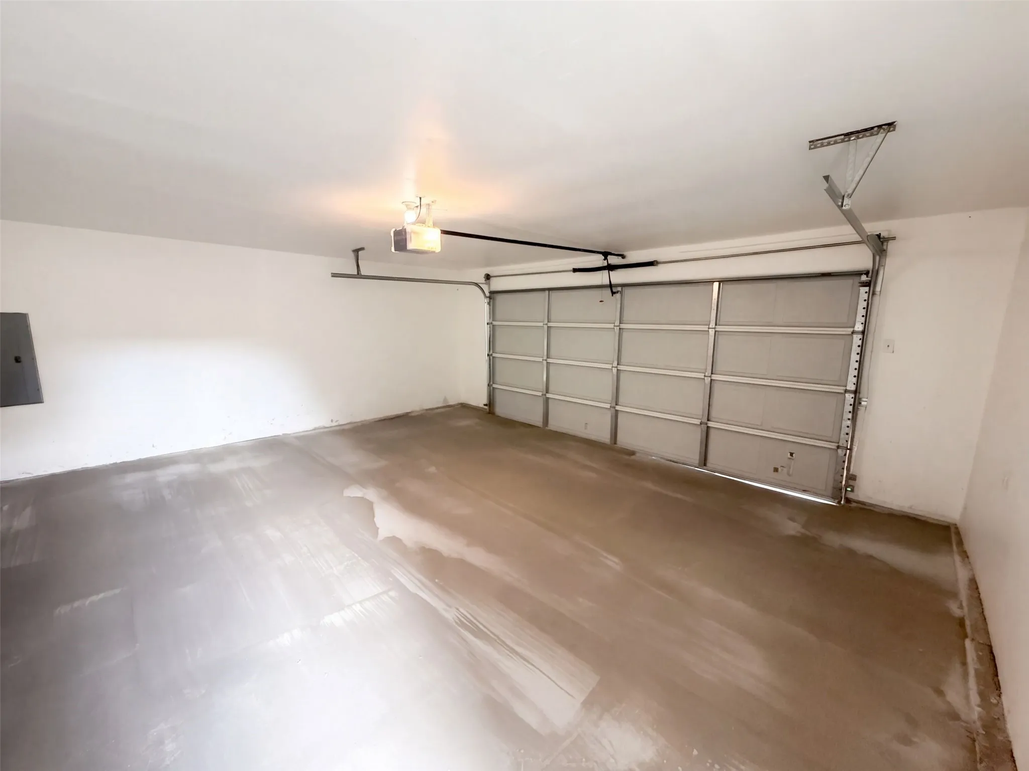 Single Family Residence For Sale in Denton County , 5005 Strickland Avenue, The Colony, Texas 75056, 3 Bedroom, 2 Bathroom, 2 Garage spaces, 1,684 Sqft, built in 1975, mls#21412298, Real Estate Agent in The Colony, Homes For Sale in Denton county, Homes For Sale in The Colony, Realtor in The Colony Texas, Real Estate Brokerage Independent Realty Texas, Luminita Cordes Realtor