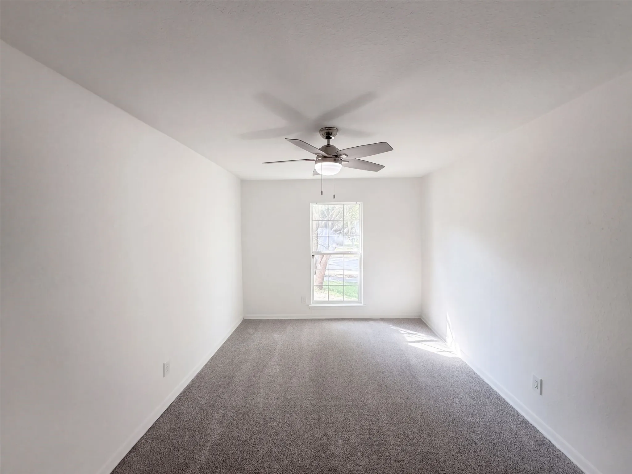 Single Family Residence For Sale in Denton County , 5005 Strickland Avenue, The Colony, Texas 75056, 3 Bedroom, 2 Bathroom, 2 Garage spaces, 1,684 Sqft, built in 1975, mls#21412298, Real Estate Agent in The Colony, Homes For Sale in Denton county, Homes For Sale in The Colony, Realtor in The Colony Texas, Real Estate Brokerage Independent Realty Texas, Luminita Cordes Realtor