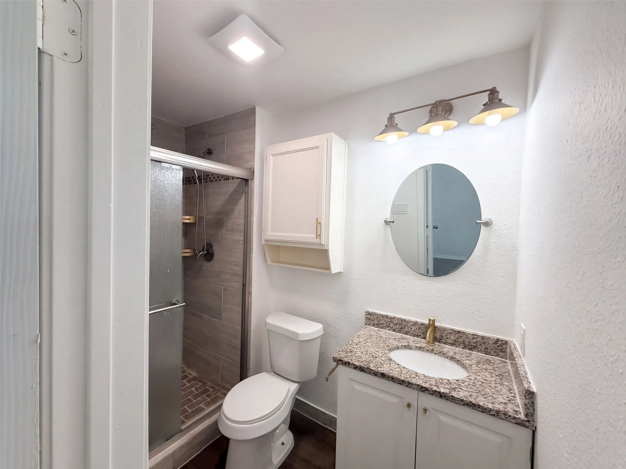 Single Family Residence For Sale in Denton County , 5005 Strickland Avenue, The Colony, Texas 75056, 3 Bedroom, 2 Bathroom, 2 Garage spaces, 1,684 Sqft, built in 1975, mls#21412298, Real Estate Agent in The Colony, Homes For Sale in Denton county, Homes For Sale in The Colony, Realtor in The Colony Texas, Real Estate Brokerage Independent Realty Texas, Luminita Cordes Realtor