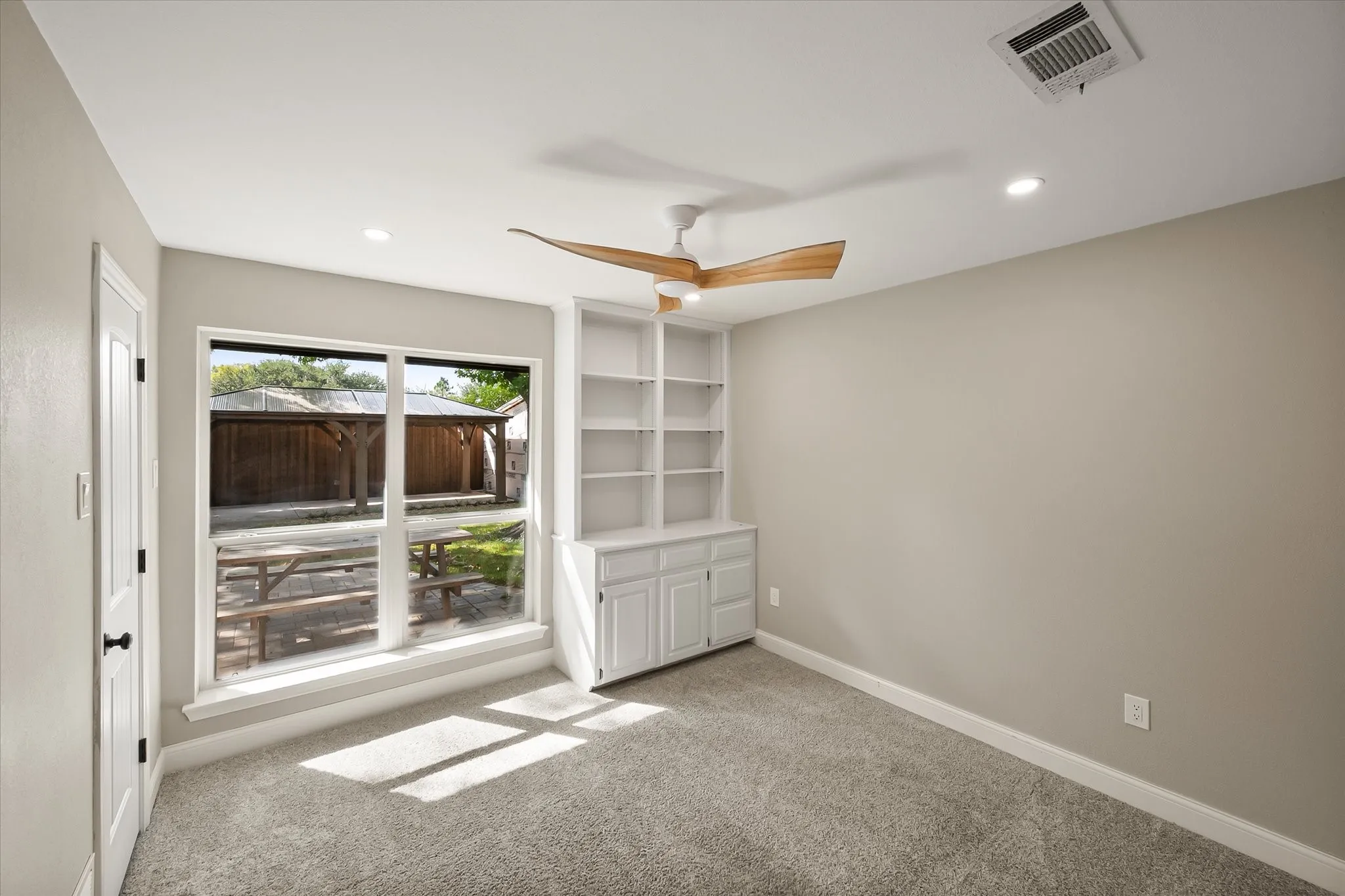 Office or bedroom