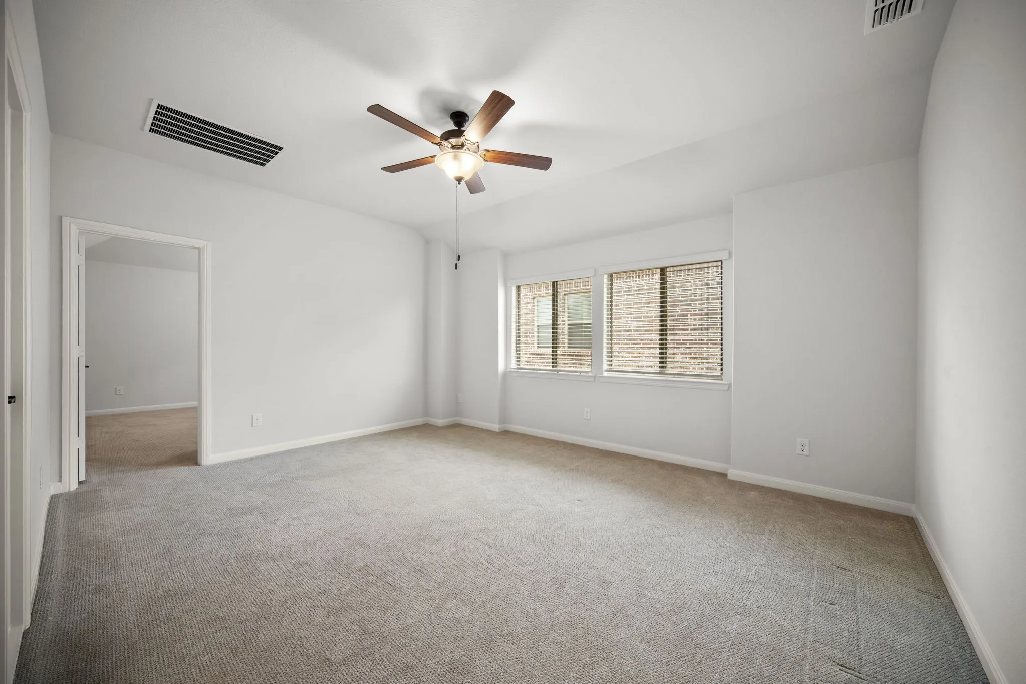 Single Family Residence For Sale in Denton County , 2980 Clearwater Drive, Prosper, Texas 75078, 5 Bedroom, 4 Bathroom, 3 Garage spaces, 2,818 Sqft, built in 2021, mls#21412267, Real Estate Agent in Prosper, Homes For Sale in Denton county, Homes For Sale in Prosper, Realtor in Prosper Texas, Real Estate Brokerage Independent Realty Texas, Luminita Cordes Realtor