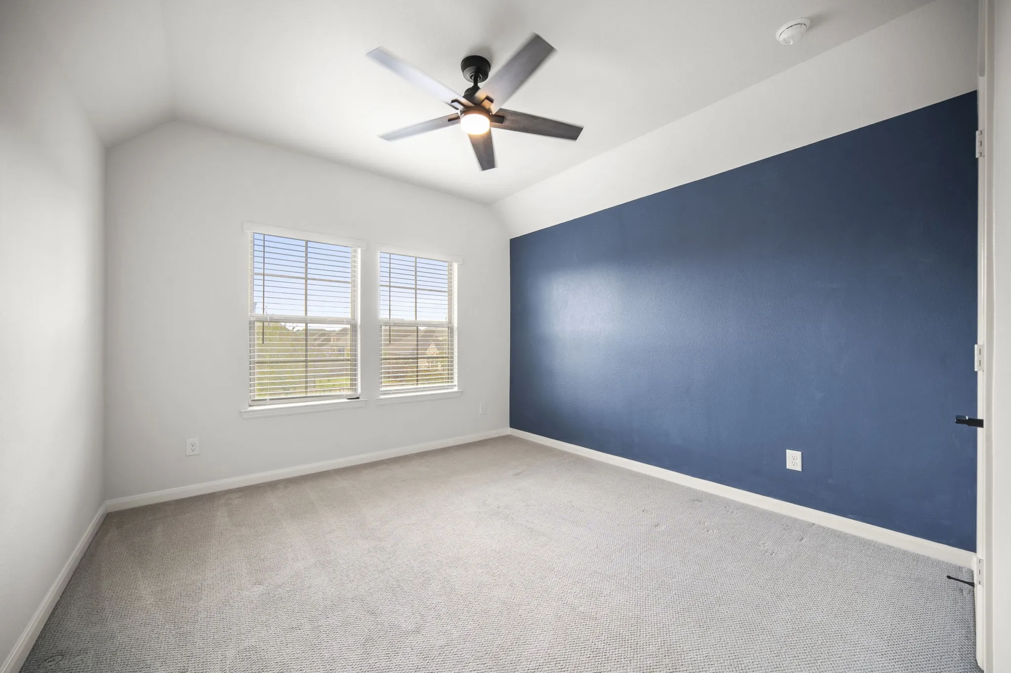 Single Family Residence For Sale in Denton County , 2980 Clearwater Drive, Prosper, Texas 75078, 5 Bedroom, 4 Bathroom, 3 Garage spaces, 2,818 Sqft, built in 2021, mls#21412267, Real Estate Agent in Prosper, Homes For Sale in Denton county, Homes For Sale in Prosper, Realtor in Prosper Texas, Real Estate Brokerage Independent Realty Texas, Luminita Cordes Realtor