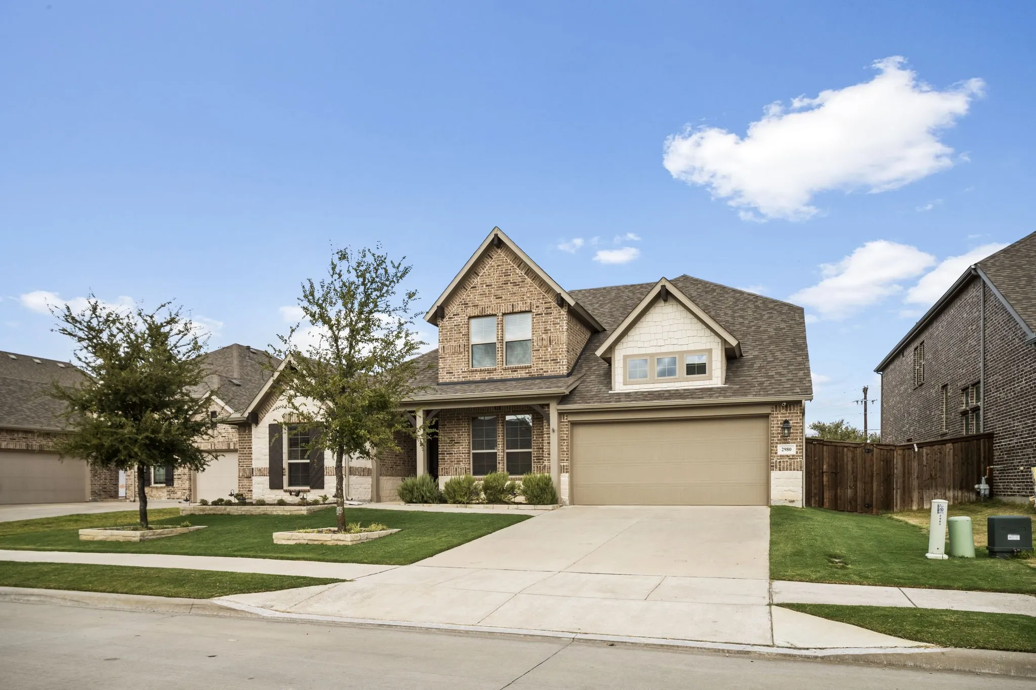 Single Family Residence For Sale in Denton County , 2980 Clearwater Drive, Prosper, Texas 75078, 5 Bedroom, 4 Bathroom, 3 Garage spaces, 2,818 Sqft, built in 2021, mls#21412267, Real Estate Agent in Prosper, Homes For Sale in Denton county, Homes For Sale in Prosper, Realtor in Prosper Texas, Real Estate Brokerage Independent Realty Texas, Luminita Cordes Realtor