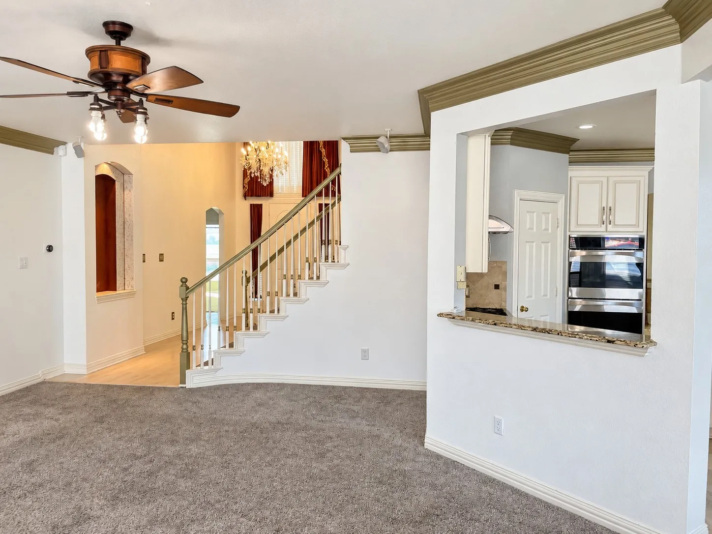 Single Family Residence For Sale in Denton County , 3832 Leon Drive, Carrollton, Texas 75010, 4 Bedroom, 4 Bathroom, 2 Garage spaces, 3,578 Sqft, built in 1998, mls#21410627, Real Estate Agent in Carrollton, Homes For Sale in Denton county, Homes For Sale in Carrollton, Realtor in Carrollton Texas, Real Estate Brokerage Independent Realty Texas, Luminita Cordes Realtor