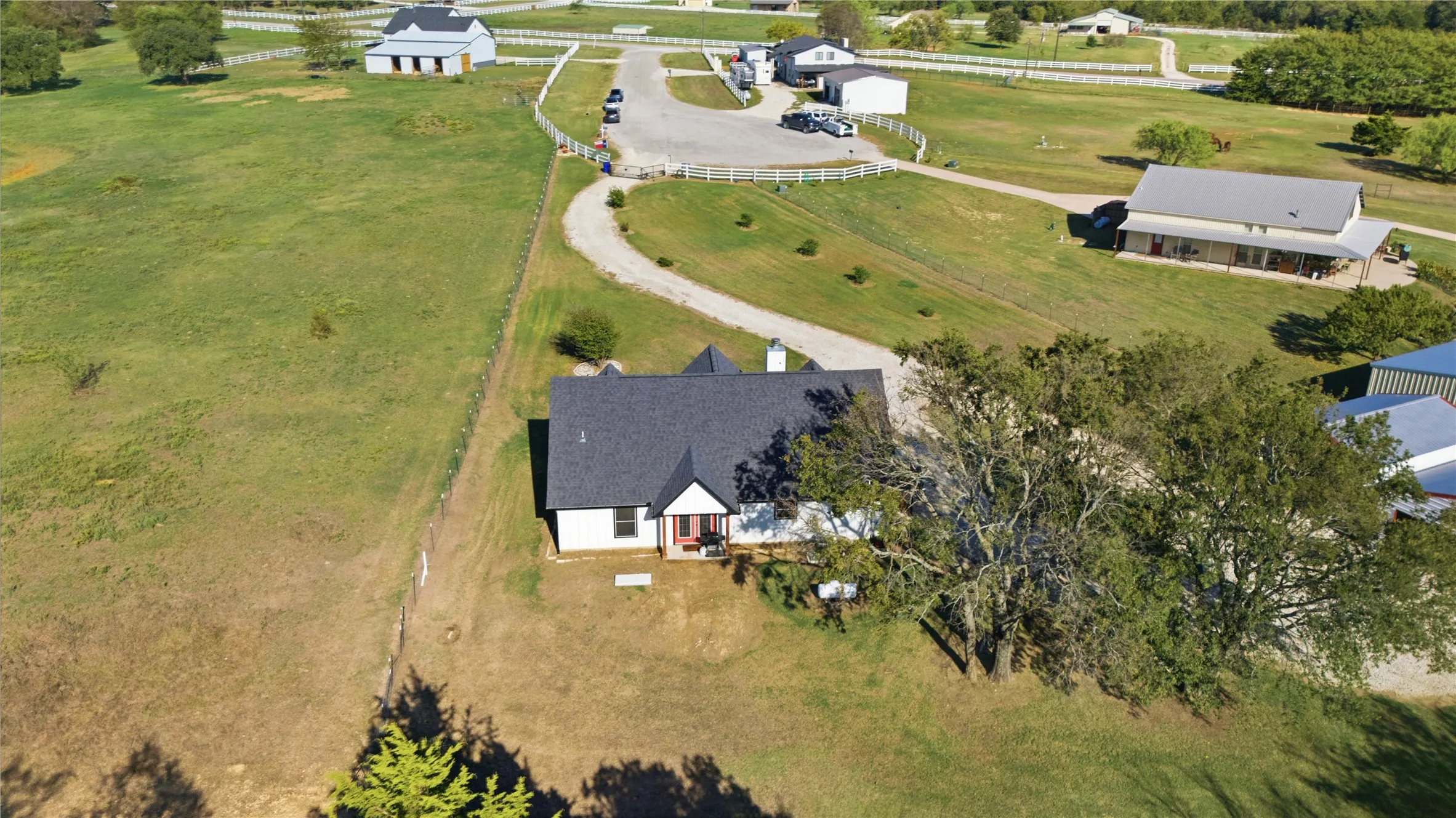 Farm For Sale in Cooke County , 71 COUNTY RD 1266, Whitesboro, Texas 76273, 3 Bedroom, 2 Bathroom, Garage spaces, 1,701 Sqft, built in 2023, mls#21409080, Real Estate Agent in Whitesboro, Homes For Sale in Cooke county, Homes For Sale in Whitesboro, Realtor in Whitesboro Texas, Real Estate Brokerage Independent Realty Texas, Luminita Cordes Realtor