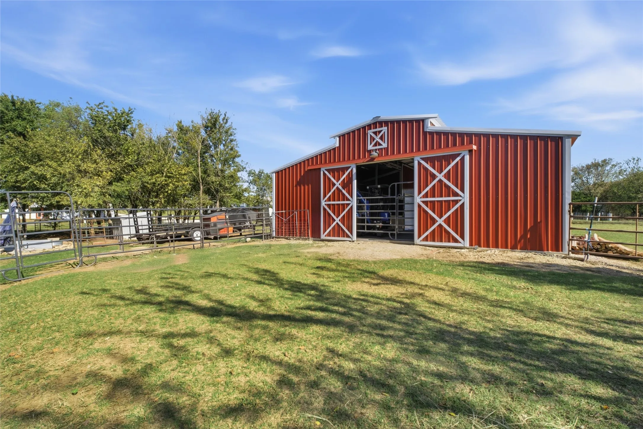 Farm For Sale in Cooke County , 71 COUNTY RD 1266, Whitesboro, Texas 76273, 3 Bedroom, 2 Bathroom, Garage spaces, 1,701 Sqft, built in 2023, mls#21409080, Real Estate Agent in Whitesboro, Homes For Sale in Cooke county, Homes For Sale in Whitesboro, Realtor in Whitesboro Texas, Real Estate Brokerage Independent Realty Texas, Luminita Cordes Realtor