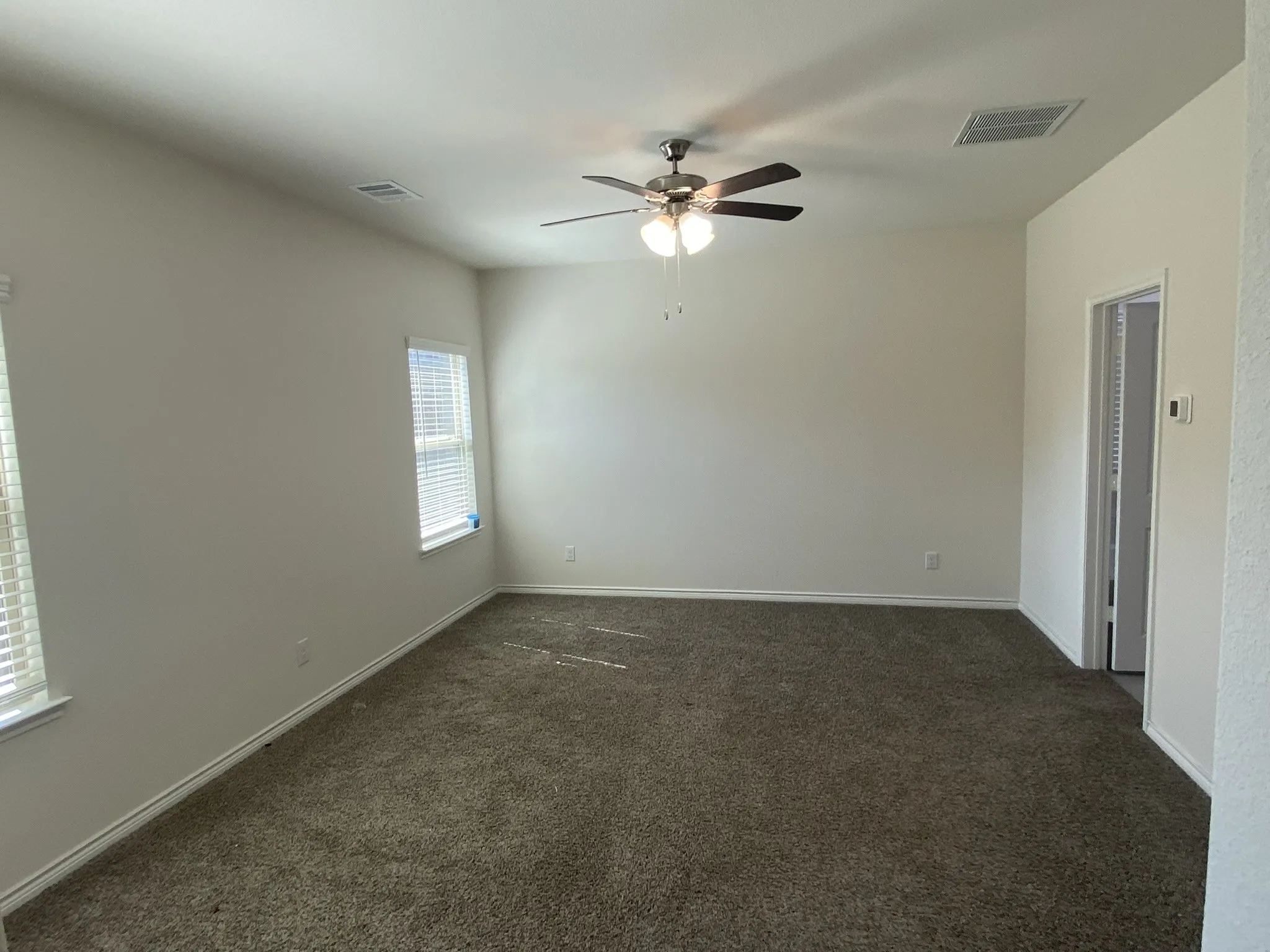 Single Family Residence For Rent in Denton County , 10528 Breezeway Drive, Aubrey, Texas 76227, 5 Bedroom, 4 Bathroom, 4 Garage spaces, 3,365 Sqft, built in 2023, mls#21412309, Real Estate Agent in Aubrey, Homes For Rent in Denton county, Homes For Rent in Aubrey, Realtor in Aubrey Texas, Real Estate Brokerage Independent Realty Texas, Luminita Cordes Realtor