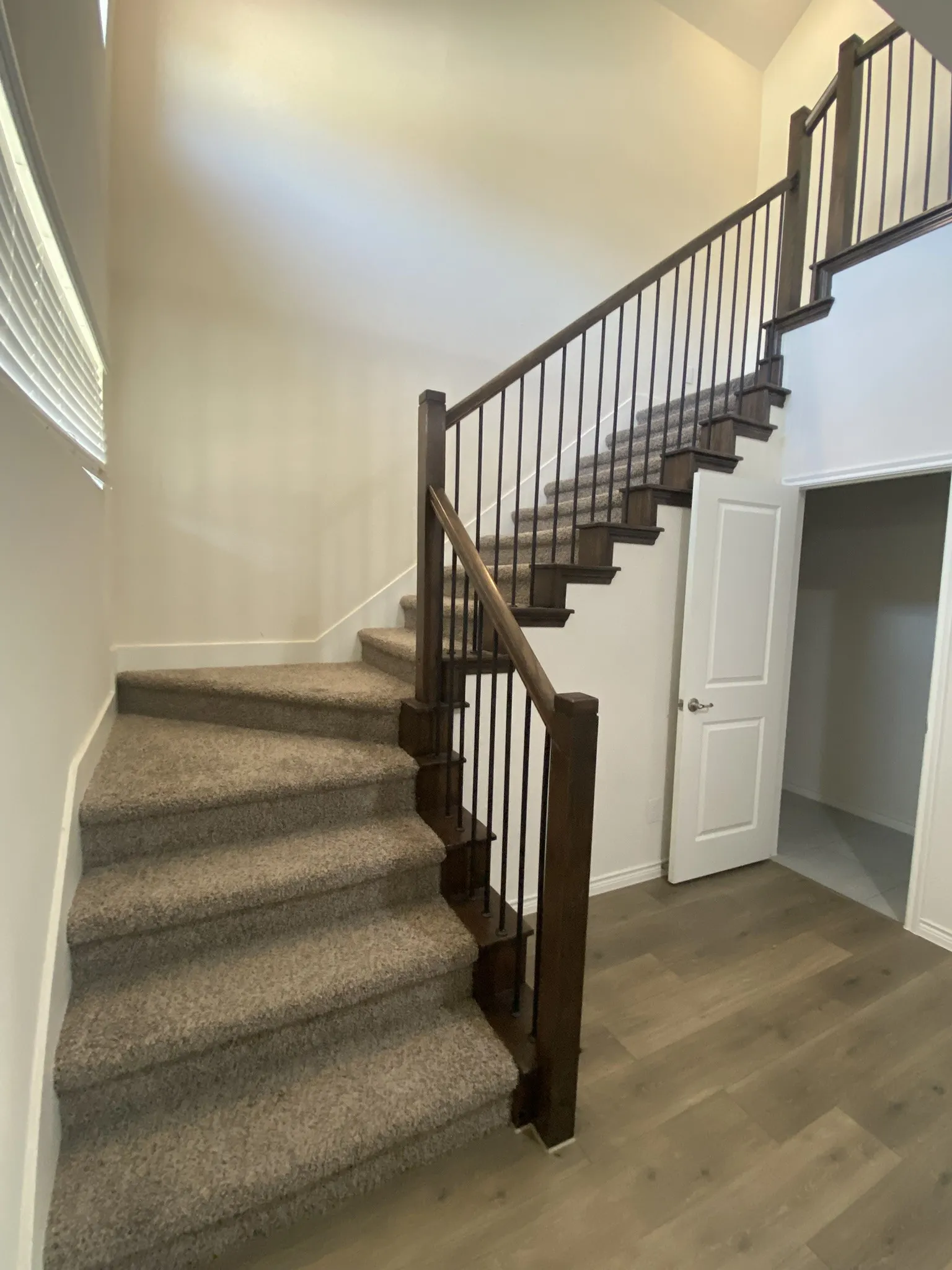 Single Family Residence For Rent in Denton County , 10528 Breezeway Drive, Aubrey, Texas 76227, 5 Bedroom, 4 Bathroom, 4 Garage spaces, 3,365 Sqft, built in 2023, mls#21412309, Real Estate Agent in Aubrey, Homes For Rent in Denton county, Homes For Rent in Aubrey, Realtor in Aubrey Texas, Real Estate Brokerage Independent Realty Texas, Luminita Cordes Realtor