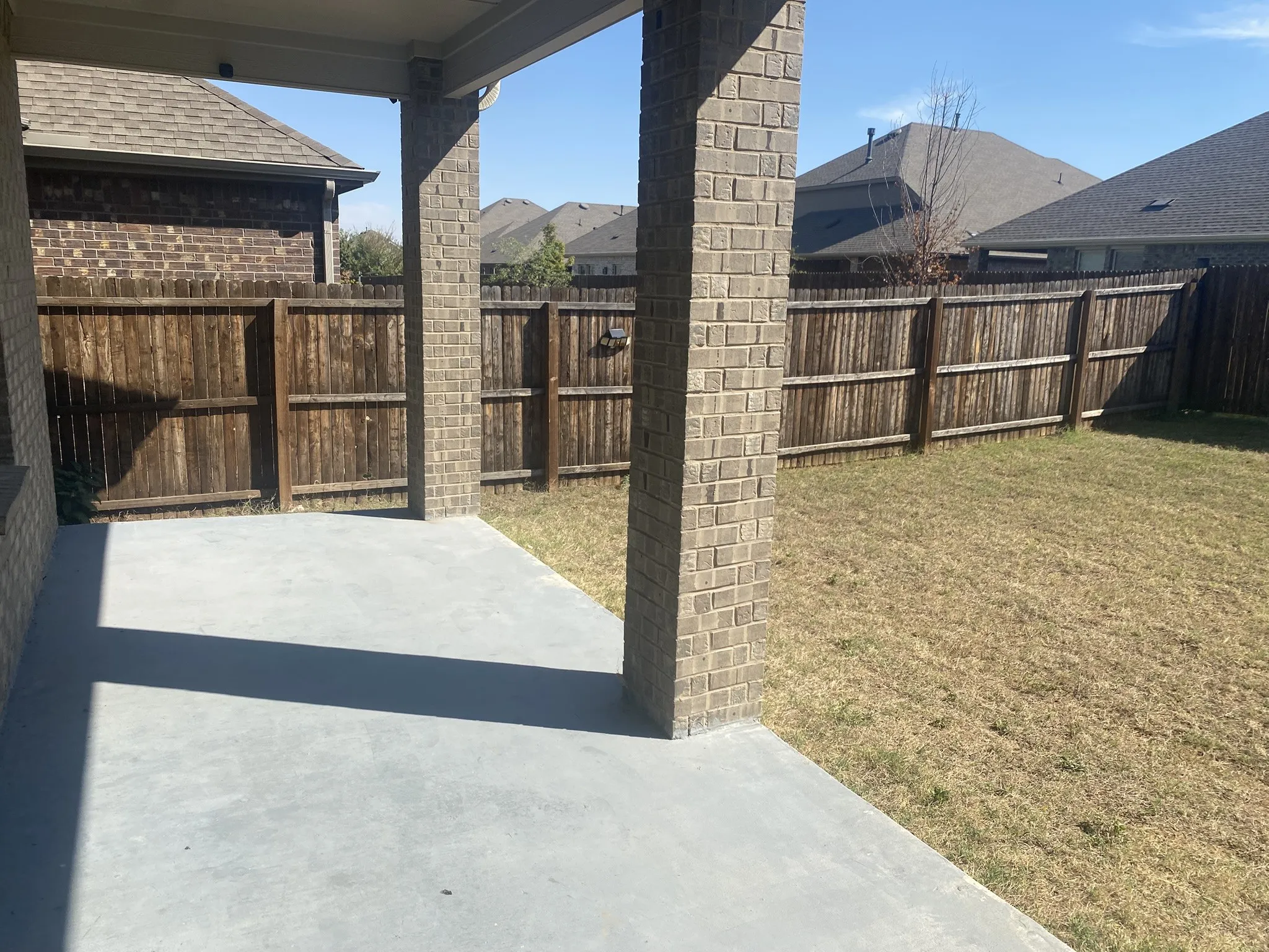 Single Family Residence For Rent in Denton County , 10528 Breezeway Drive, Aubrey, Texas 76227, 5 Bedroom, 4 Bathroom, 4 Garage spaces, 3,365 Sqft, built in 2023, mls#21412309, Real Estate Agent in Aubrey, Homes For Rent in Denton county, Homes For Rent in Aubrey, Realtor in Aubrey Texas, Real Estate Brokerage Independent Realty Texas, Luminita Cordes Realtor