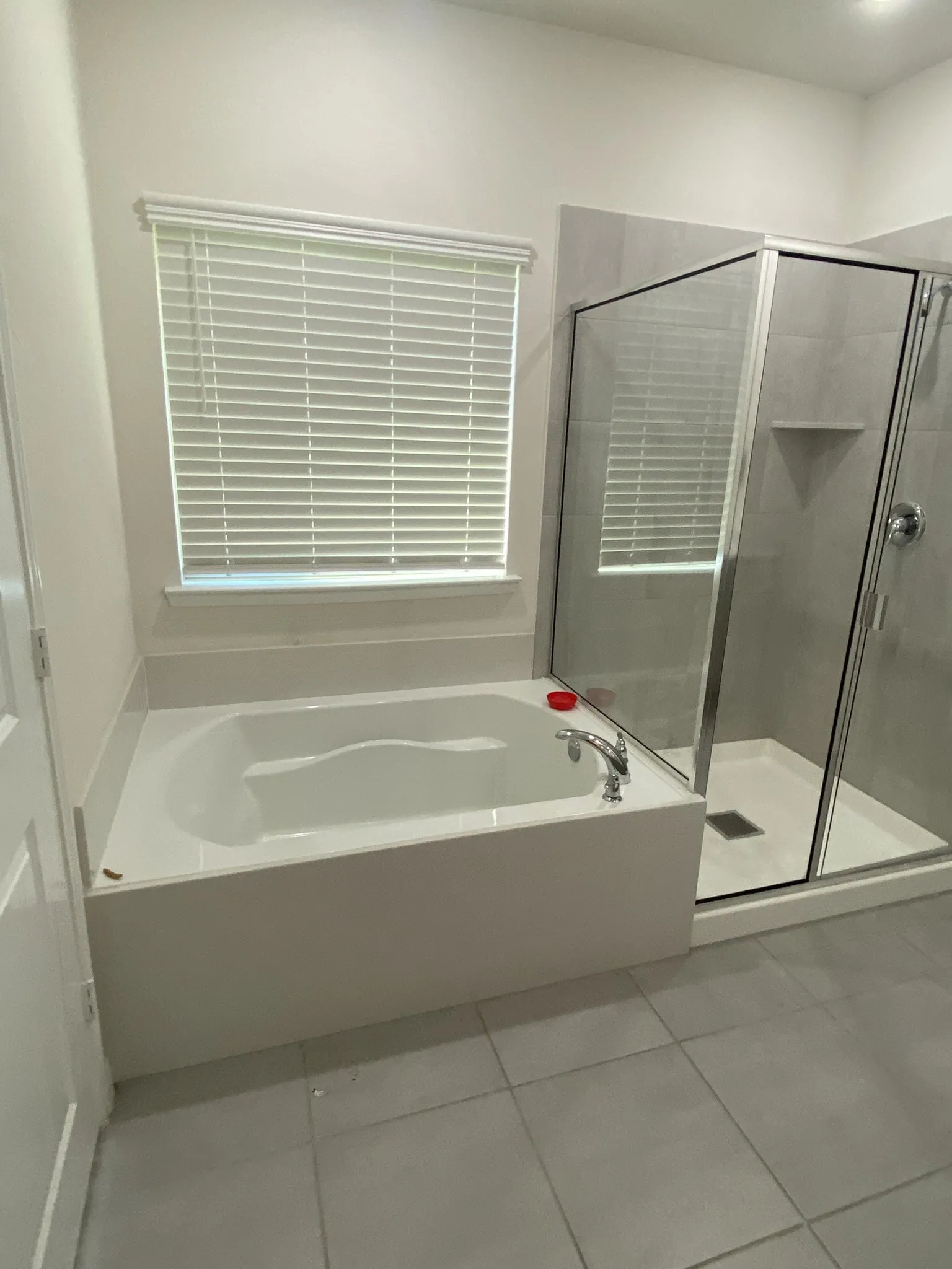 Single Family Residence For Rent in Denton County , 10528 Breezeway Drive, Aubrey, Texas 76227, 5 Bedroom, 4 Bathroom, 4 Garage spaces, 3,365 Sqft, built in 2023, mls#21412309, Real Estate Agent in Aubrey, Homes For Rent in Denton county, Homes For Rent in Aubrey, Realtor in Aubrey Texas, Real Estate Brokerage Independent Realty Texas, Luminita Cordes Realtor