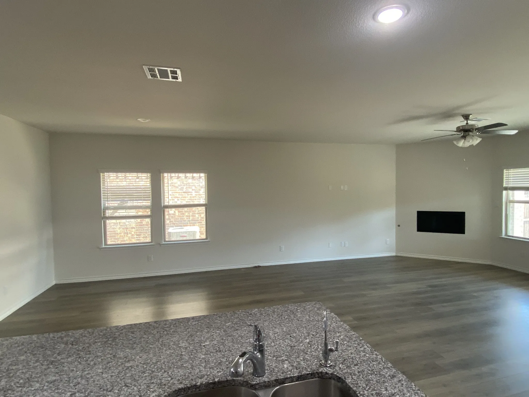Single Family Residence For Rent in Denton County , 10528 Breezeway Drive, Aubrey, Texas 76227, 5 Bedroom, 4 Bathroom, 4 Garage spaces, 3,365 Sqft, built in 2023, mls#21412309, Real Estate Agent in Aubrey, Homes For Rent in Denton county, Homes For Rent in Aubrey, Realtor in Aubrey Texas, Real Estate Brokerage Independent Realty Texas, Luminita Cordes Realtor