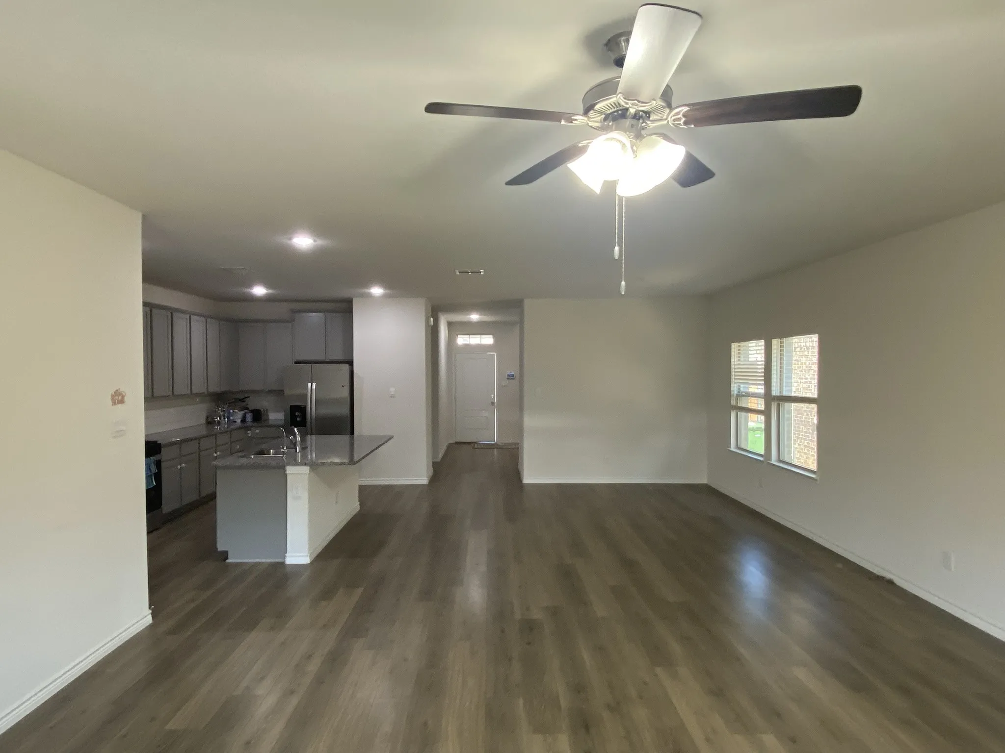 Single Family Residence For Rent in Denton County , 10528 Breezeway Drive, Aubrey, Texas 76227, 5 Bedroom, 4 Bathroom, 4 Garage spaces, 3,365 Sqft, built in 2023, mls#21412309, Real Estate Agent in Aubrey, Homes For Rent in Denton county, Homes For Rent in Aubrey, Realtor in Aubrey Texas, Real Estate Brokerage Independent Realty Texas, Luminita Cordes Realtor