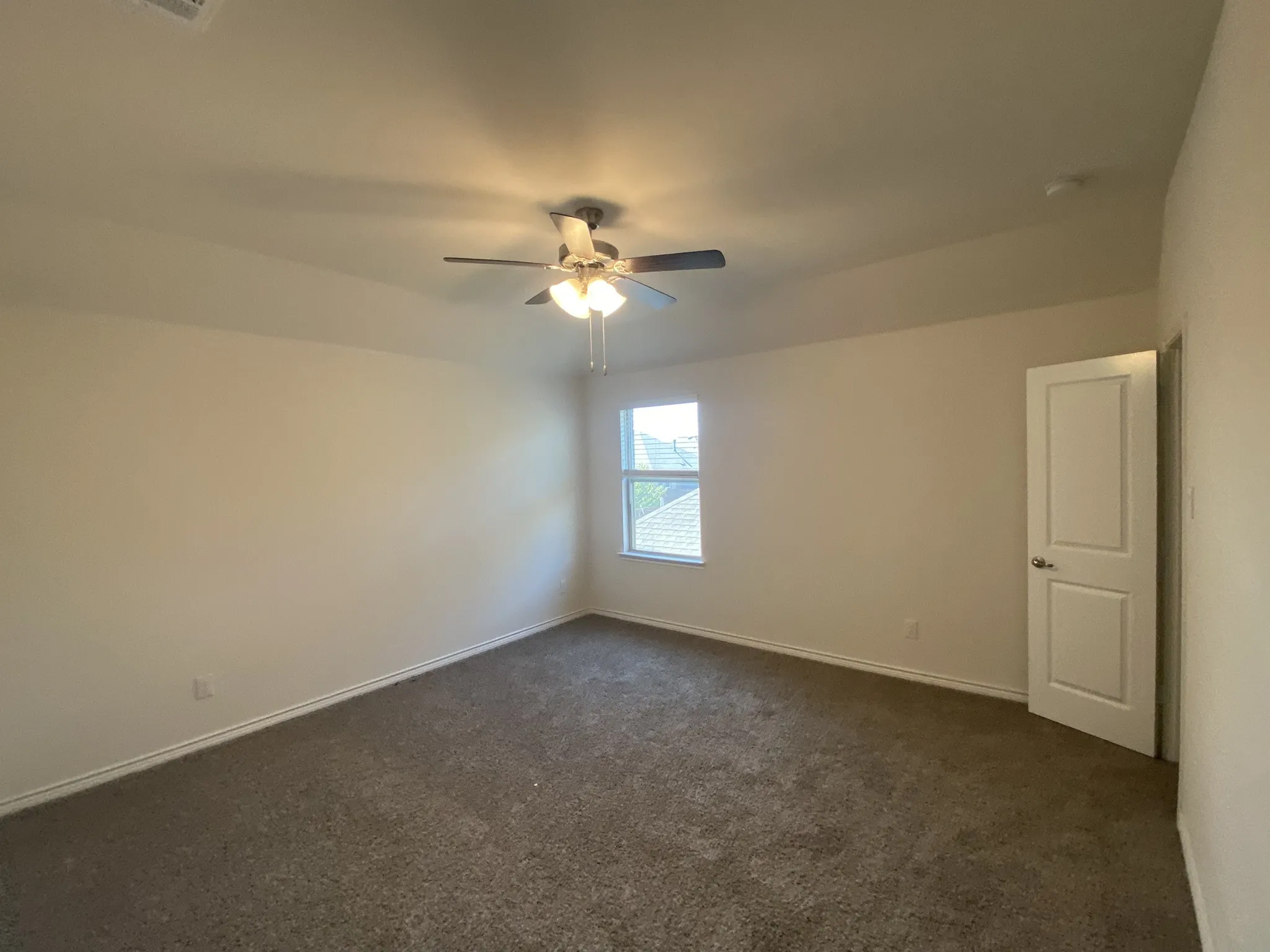Single Family Residence For Rent in Denton County , 10528 Breezeway Drive, Aubrey, Texas 76227, 5 Bedroom, 4 Bathroom, 4 Garage spaces, 3,365 Sqft, built in 2023, mls#21412309, Real Estate Agent in Aubrey, Homes For Rent in Denton county, Homes For Rent in Aubrey, Realtor in Aubrey Texas, Real Estate Brokerage Independent Realty Texas, Luminita Cordes Realtor