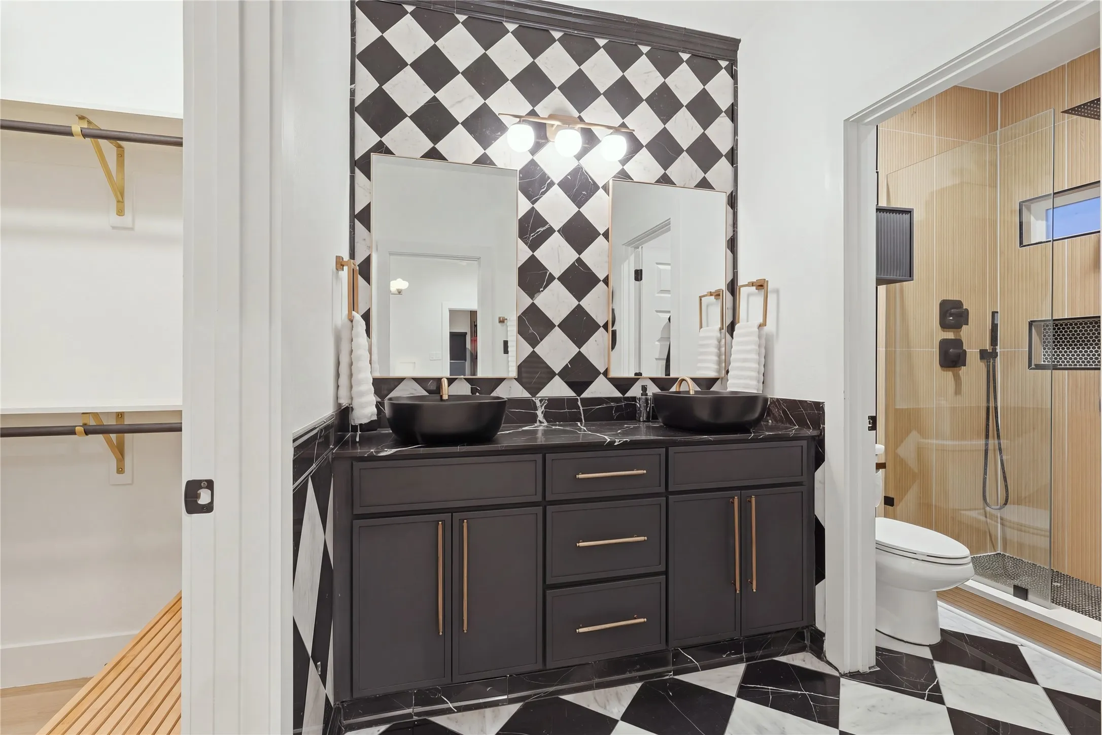 Single Family Residence For Sale in Dallas County , 1103 Pemberton Hill Road, Dallas, Texas 75217, 4 Bedroom, 3 Bathroom, 1 Garage spaces, 1,635 Sqft, built in 2025, mls#21409690, Real Estate Agent in Dallas, Homes For Sale in Dallas county, Homes For Sale in Dallas, Realtor in Dallas Texas, Real Estate Brokerage Independent Realty Texas, Luminita Cordes Realtor