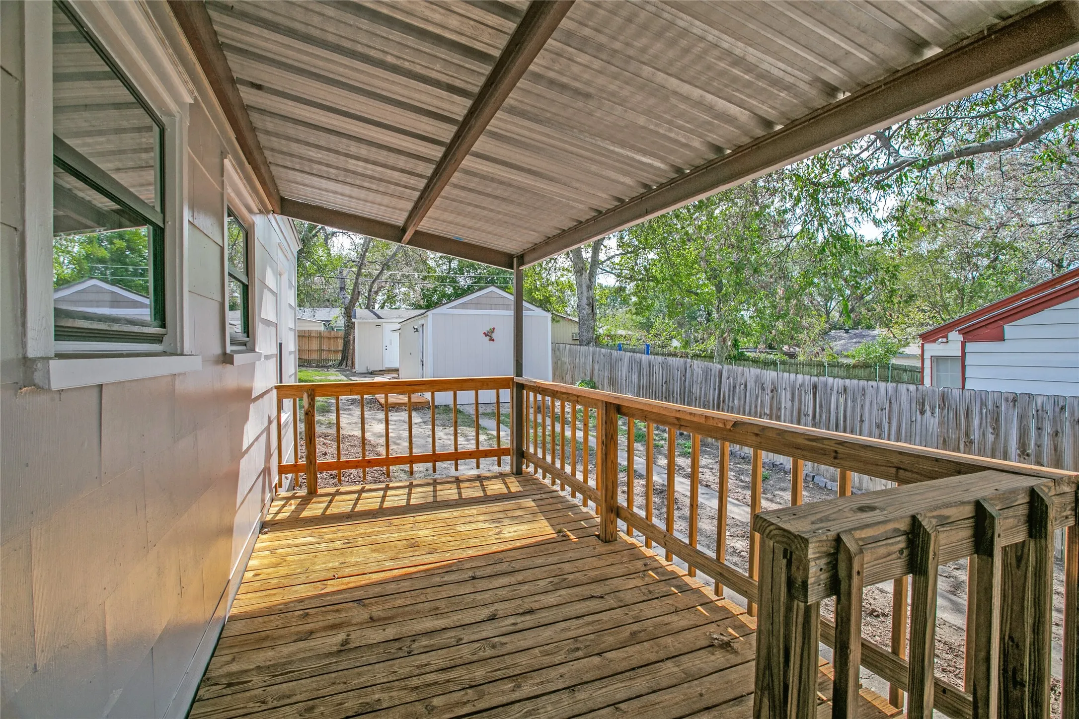 Single Family Residence For Sale in Tarrant County , 7413 Davenport Avenue, Fort Worth, Texas 76116, 2 Bedroom, 1 Bathroom, Garage spaces, 753 Sqft, built in 1948, mls#21412264, Real Estate Agent in Fort Worth, Homes For Sale in Tarrant county, Homes For Sale in Fort Worth, Realtor in Fort Worth Texas, Real Estate Brokerage Independent Realty Texas, Luminita Cordes Realtor